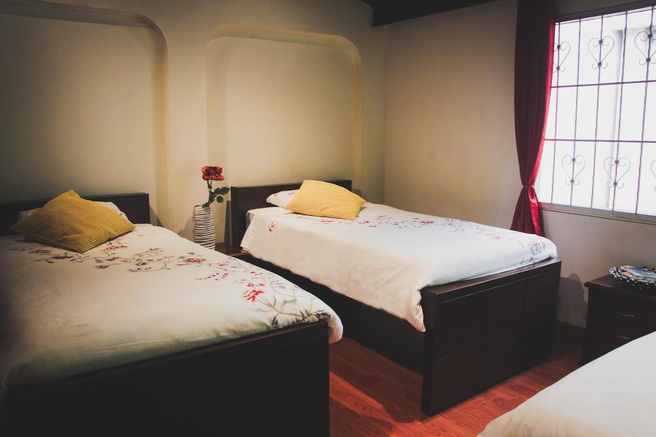 Hostal Ak 82 *