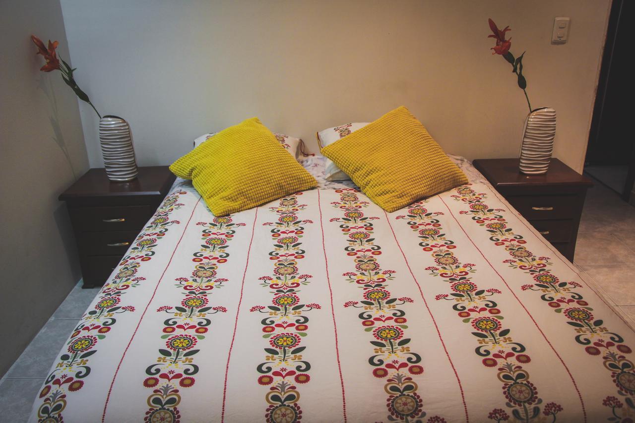 Hostal Ak 82 *