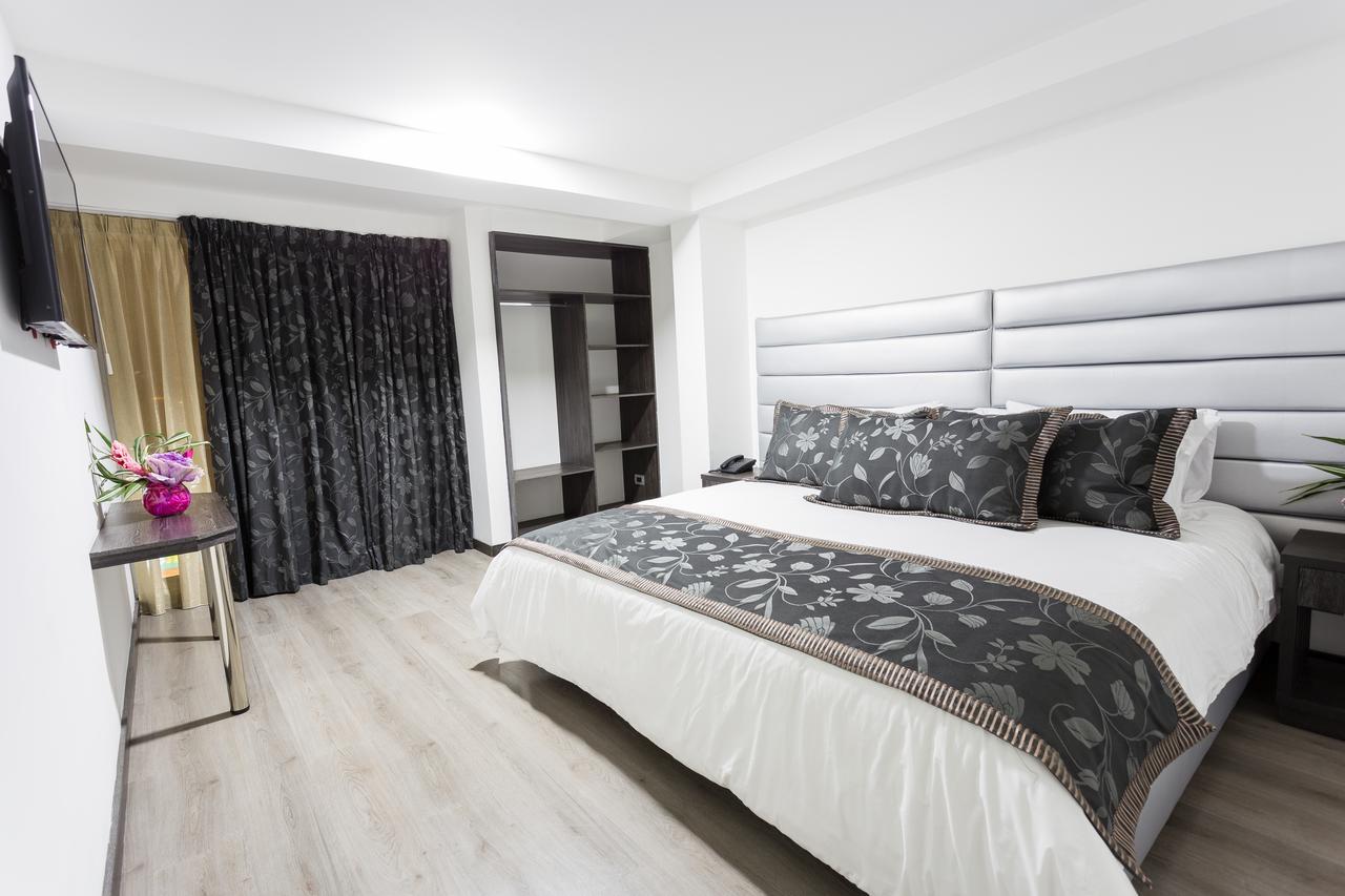 Airport Travel Corferias Hotel 3*