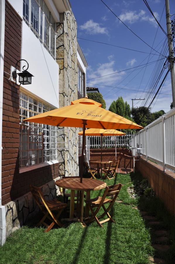 Hostal El Baul *