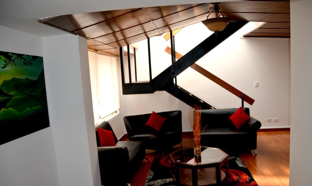 Apartahotel Amoblados Casa Regis Bogotá