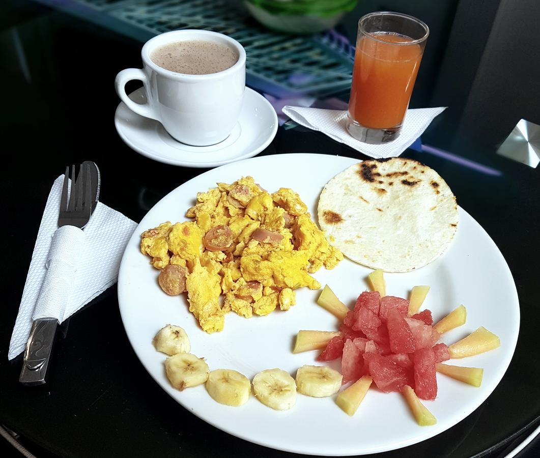 Hotel Zafiro Boutique 3*
