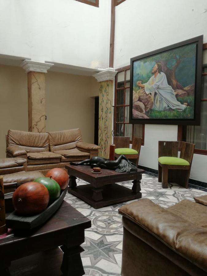 Montecarlo Colonial Central * Bogota