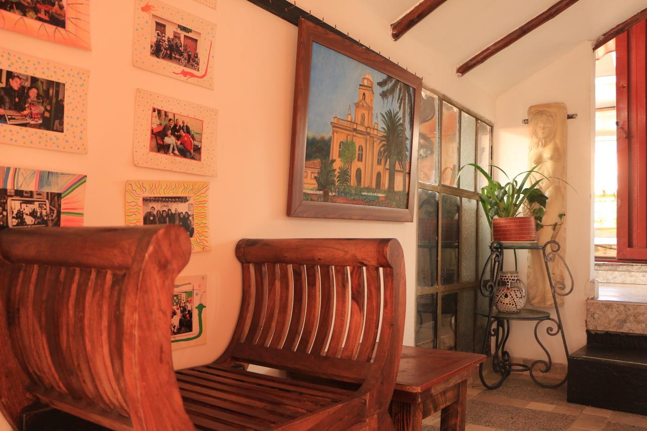 Tip Top Hostel Hostal *