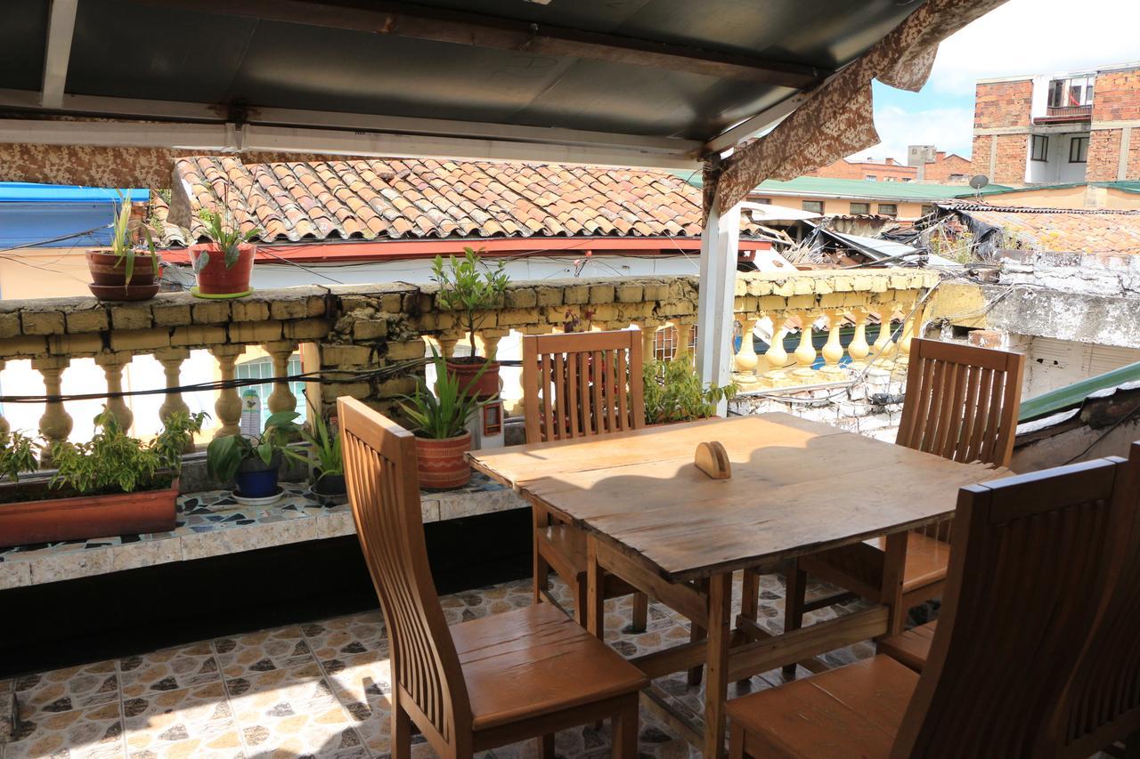 Hostal Tip Top Hostel