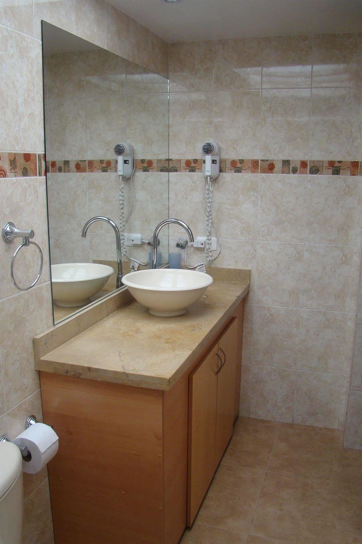 Hostal Real *