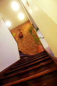 Hotel 6