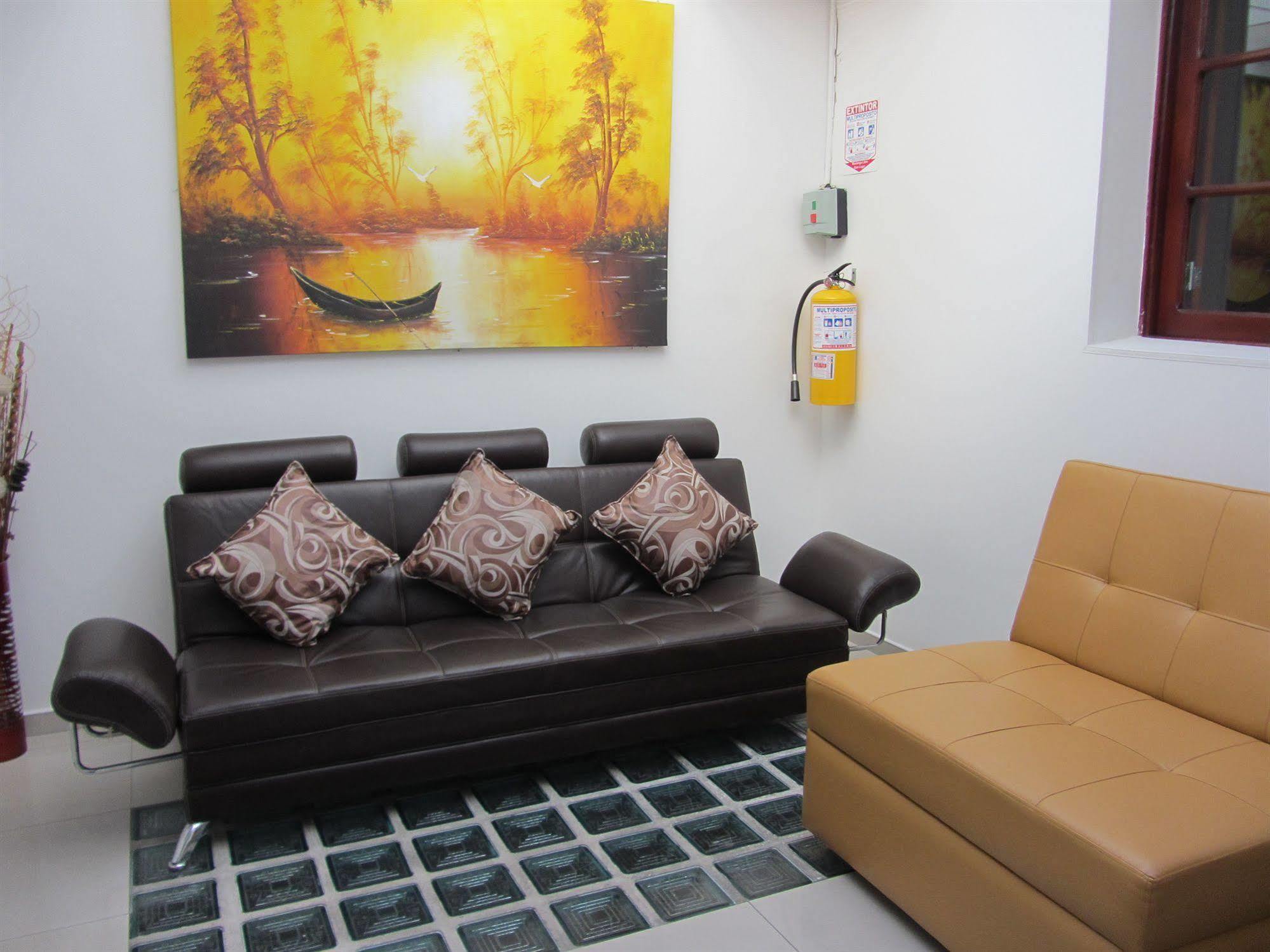Ayenda Palermo Plaza Hotel 4*
