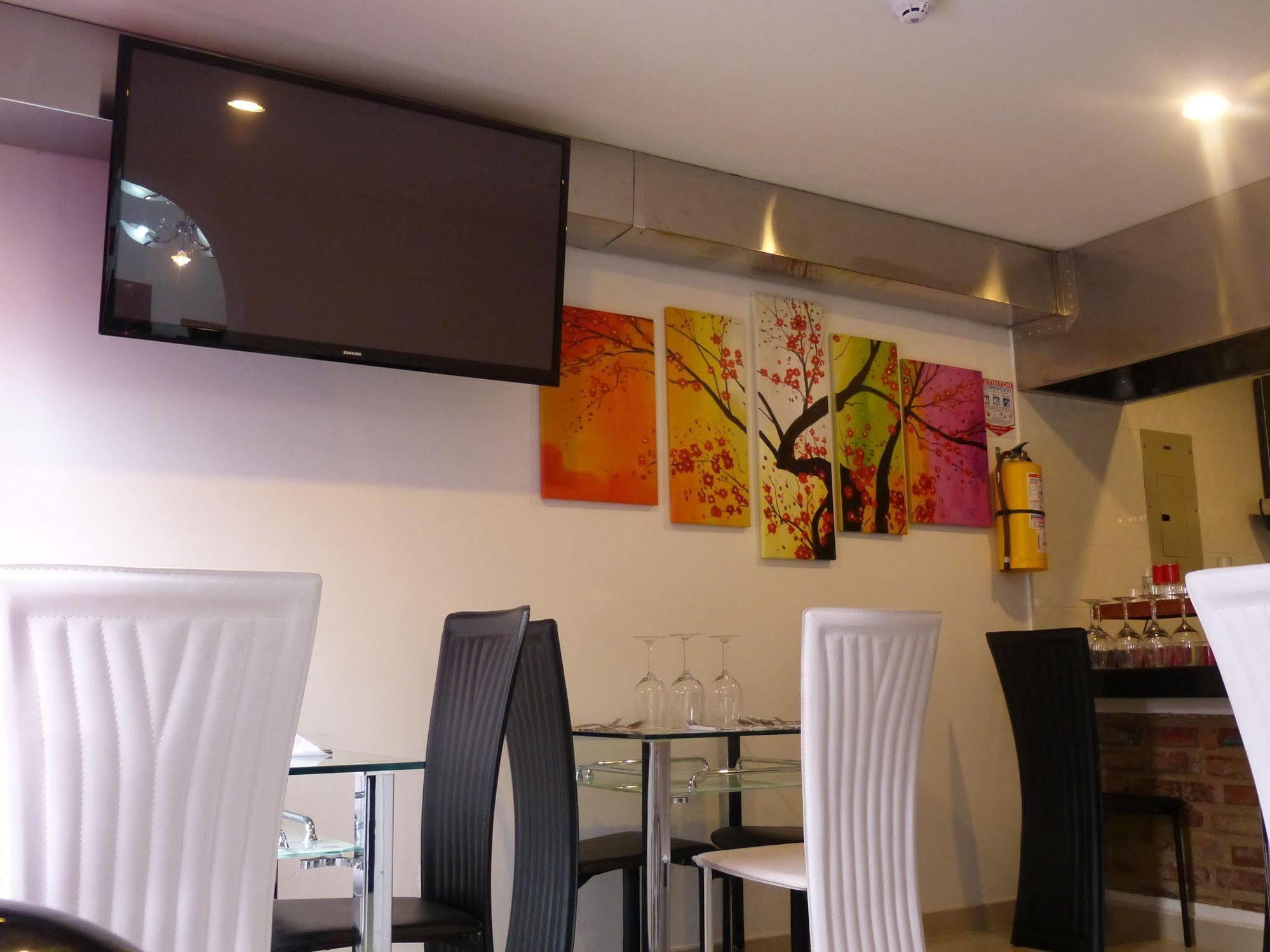 Olimpo Hotel 4*