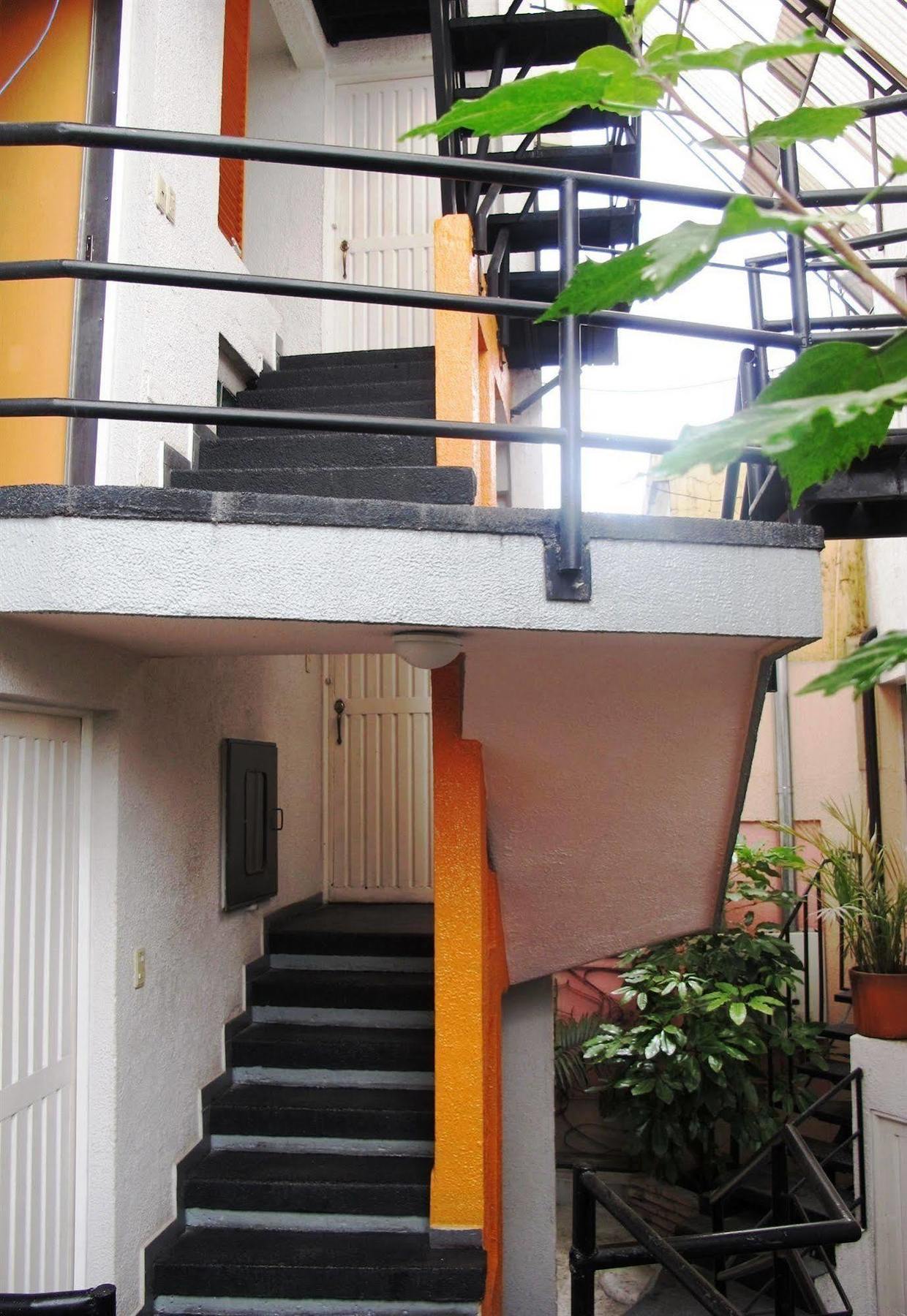 Alcazares Apartahotel 2*