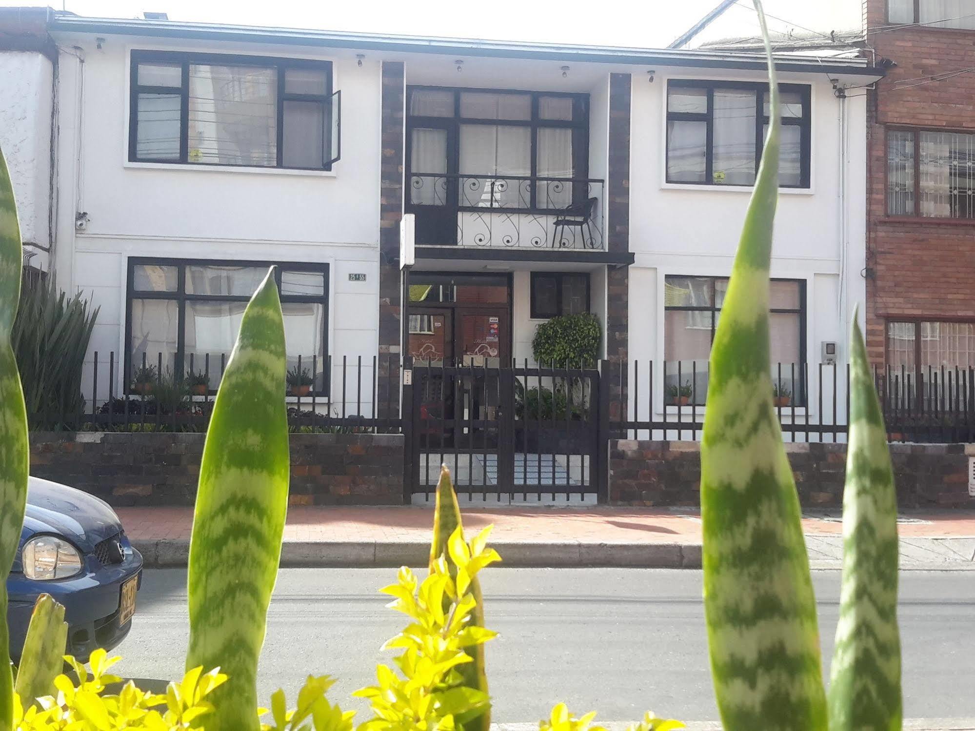 House A 5 Min De La Embajada Americana 3*
