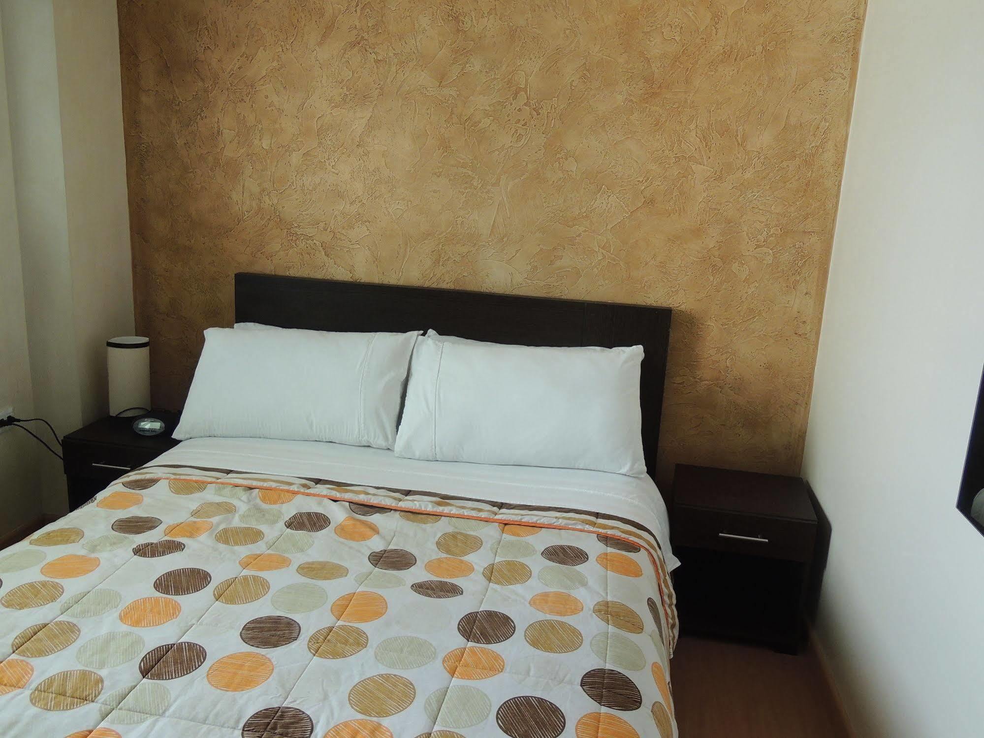 Hotel Titan &