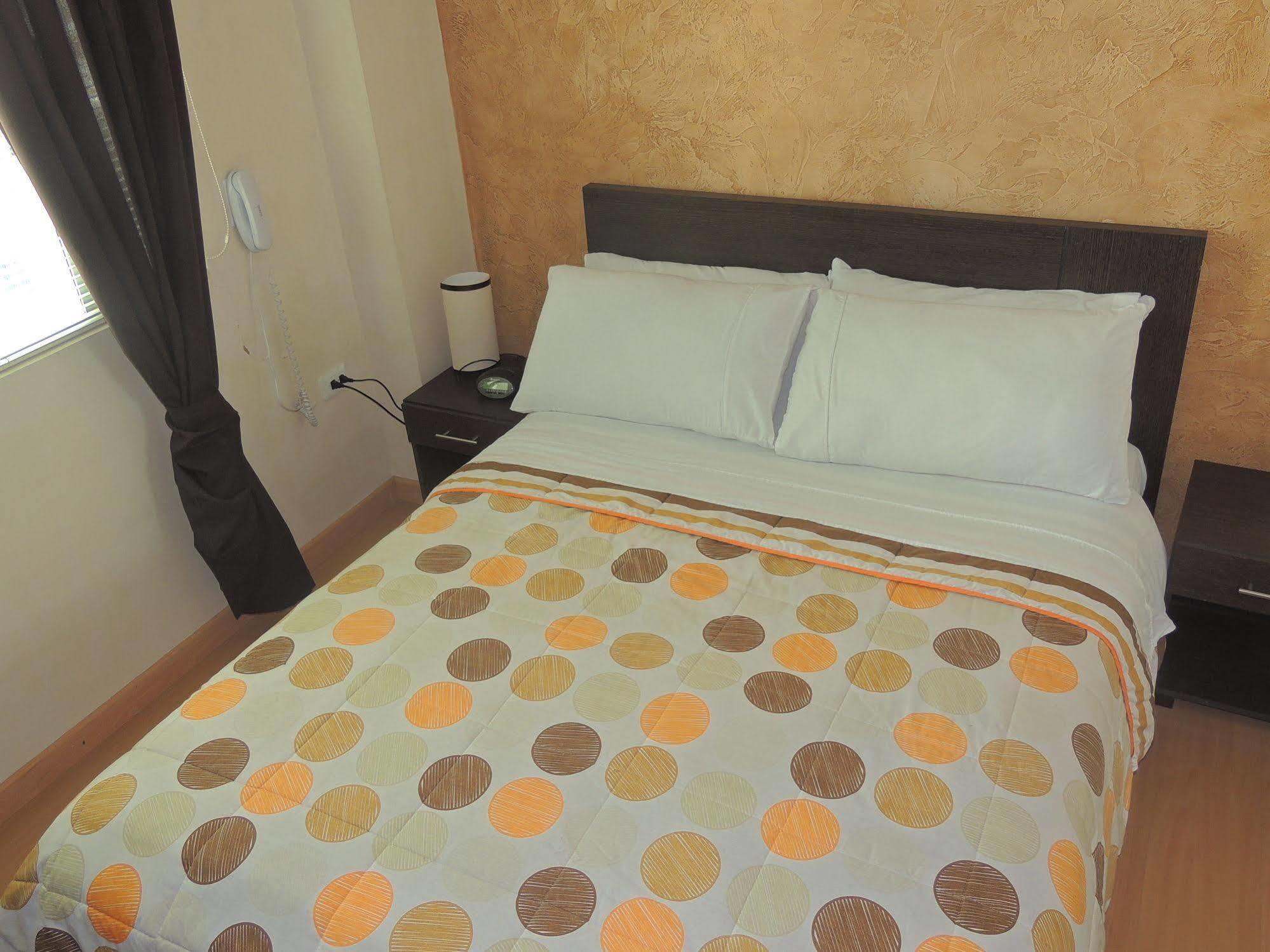 Titan & Hotel 3*