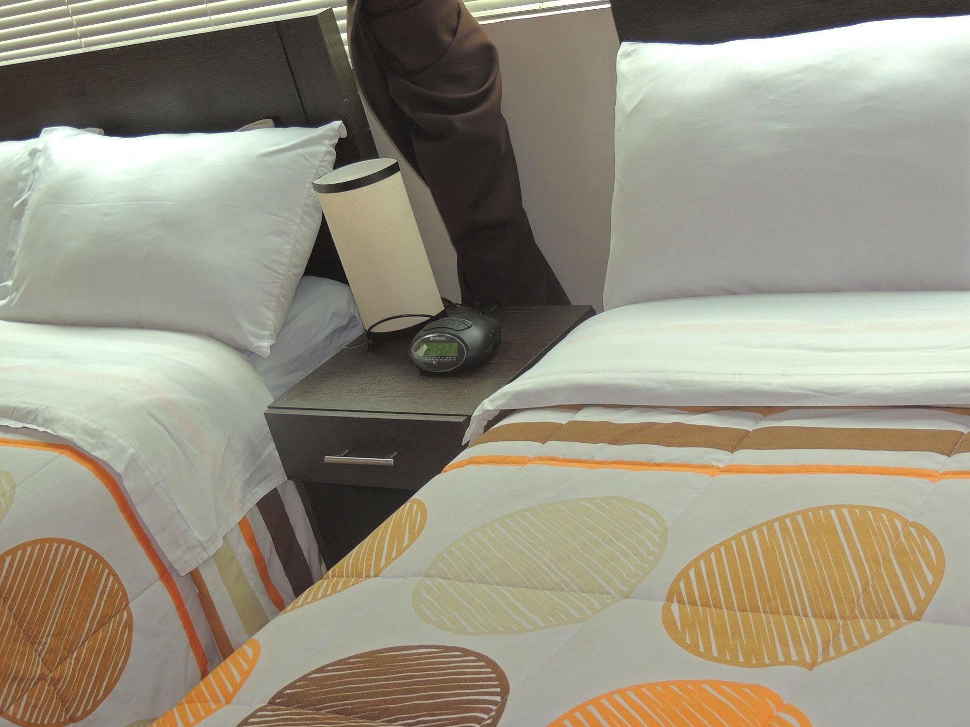 Hotel Titan & 3*