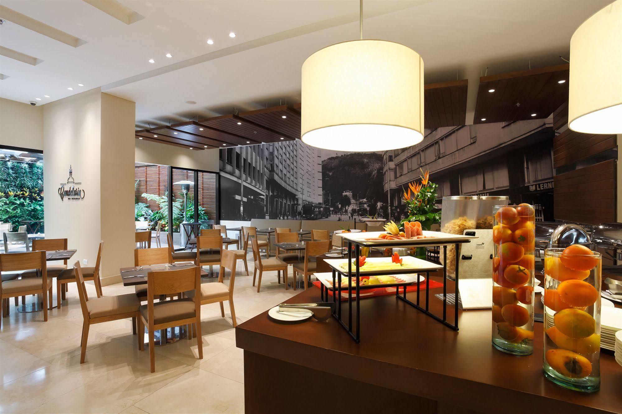 Mercure Calle 100 4*