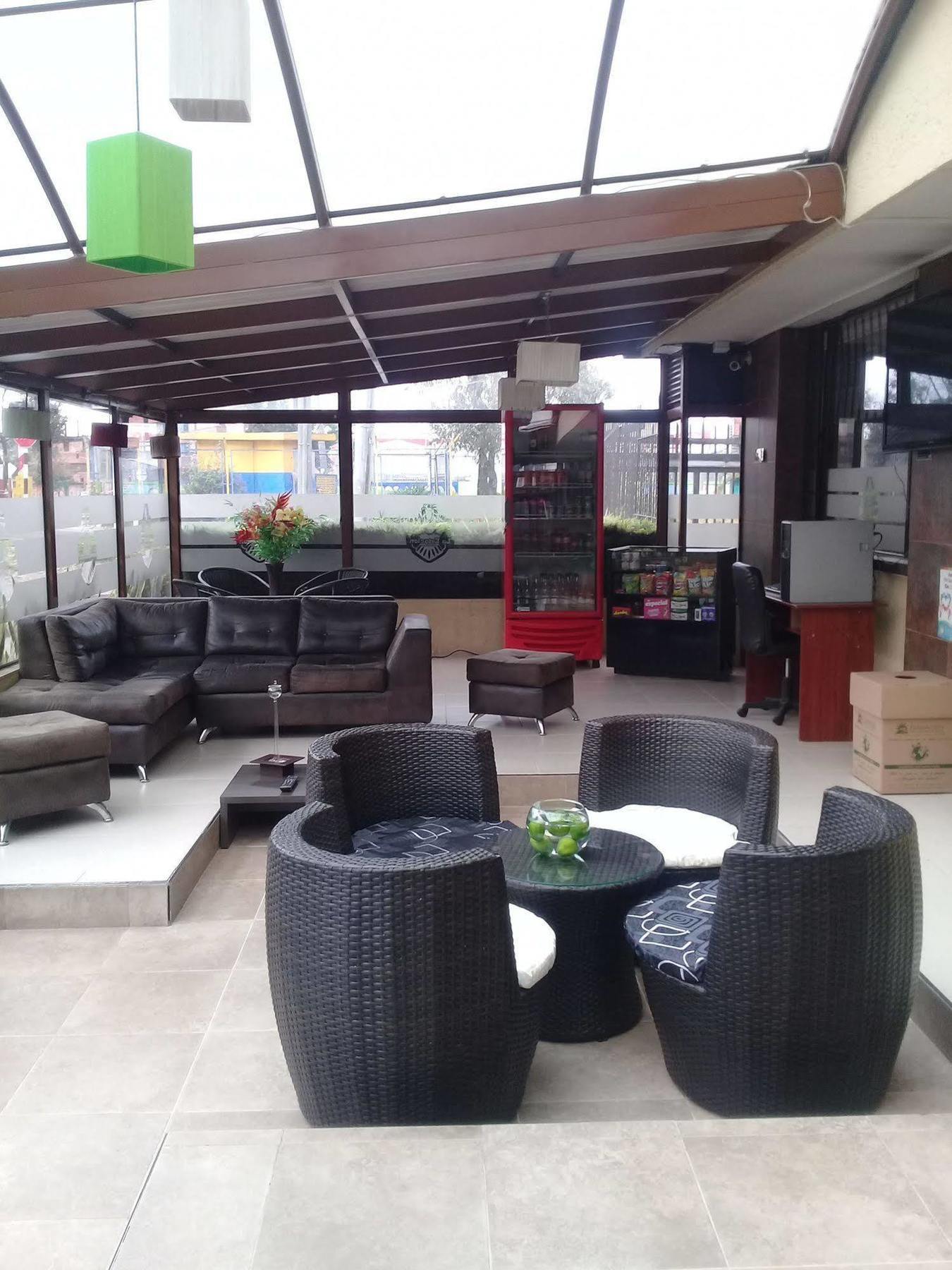 Ayenda 1087 La Estacion 3*