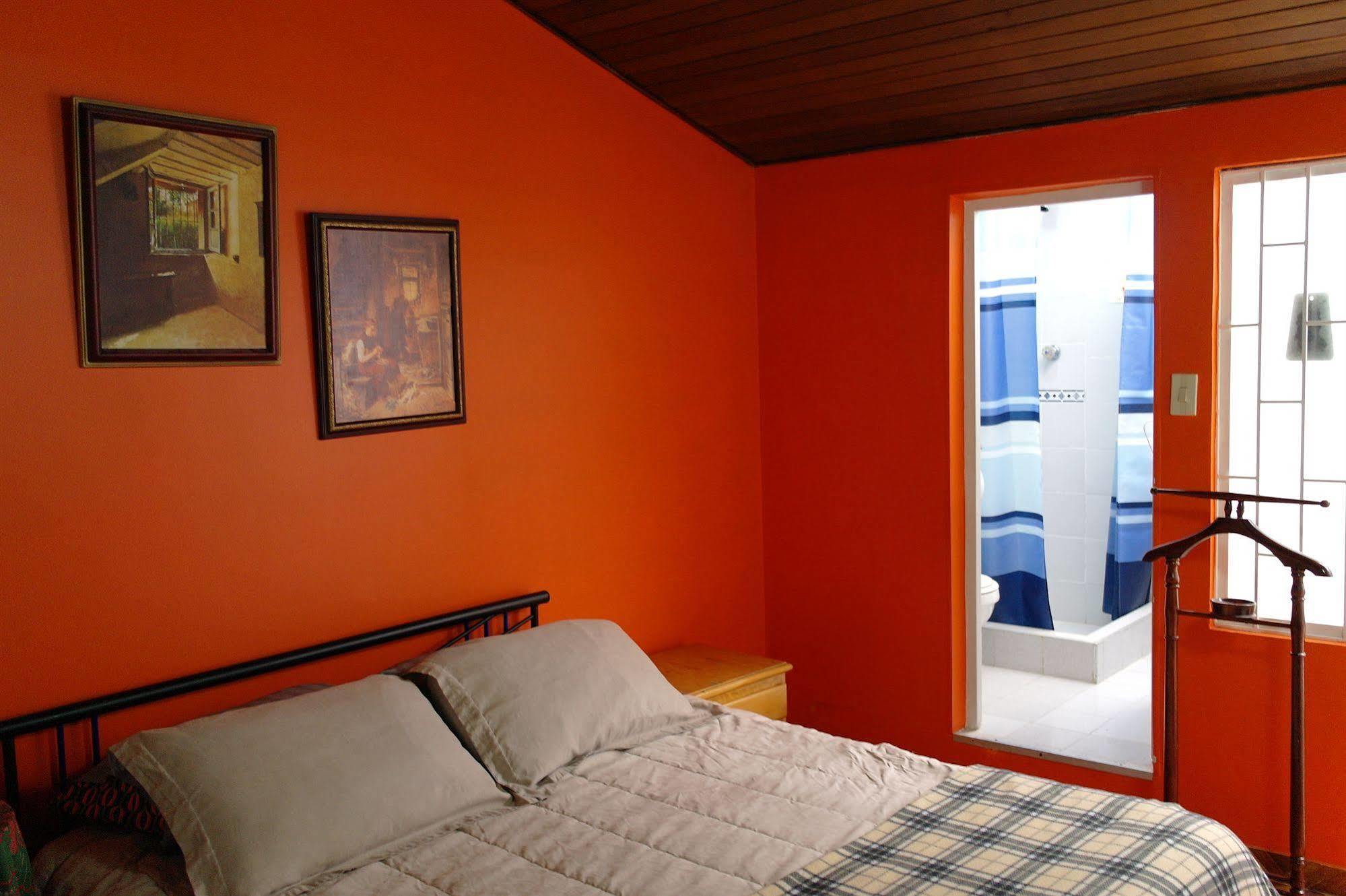 Hotel Casa Amelia 3*
