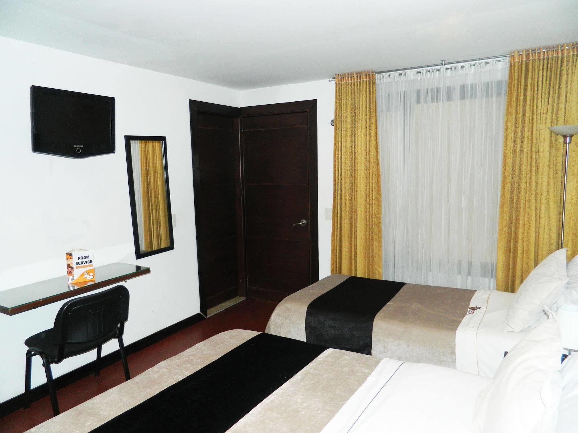 Real Dc Hotel Bogotá