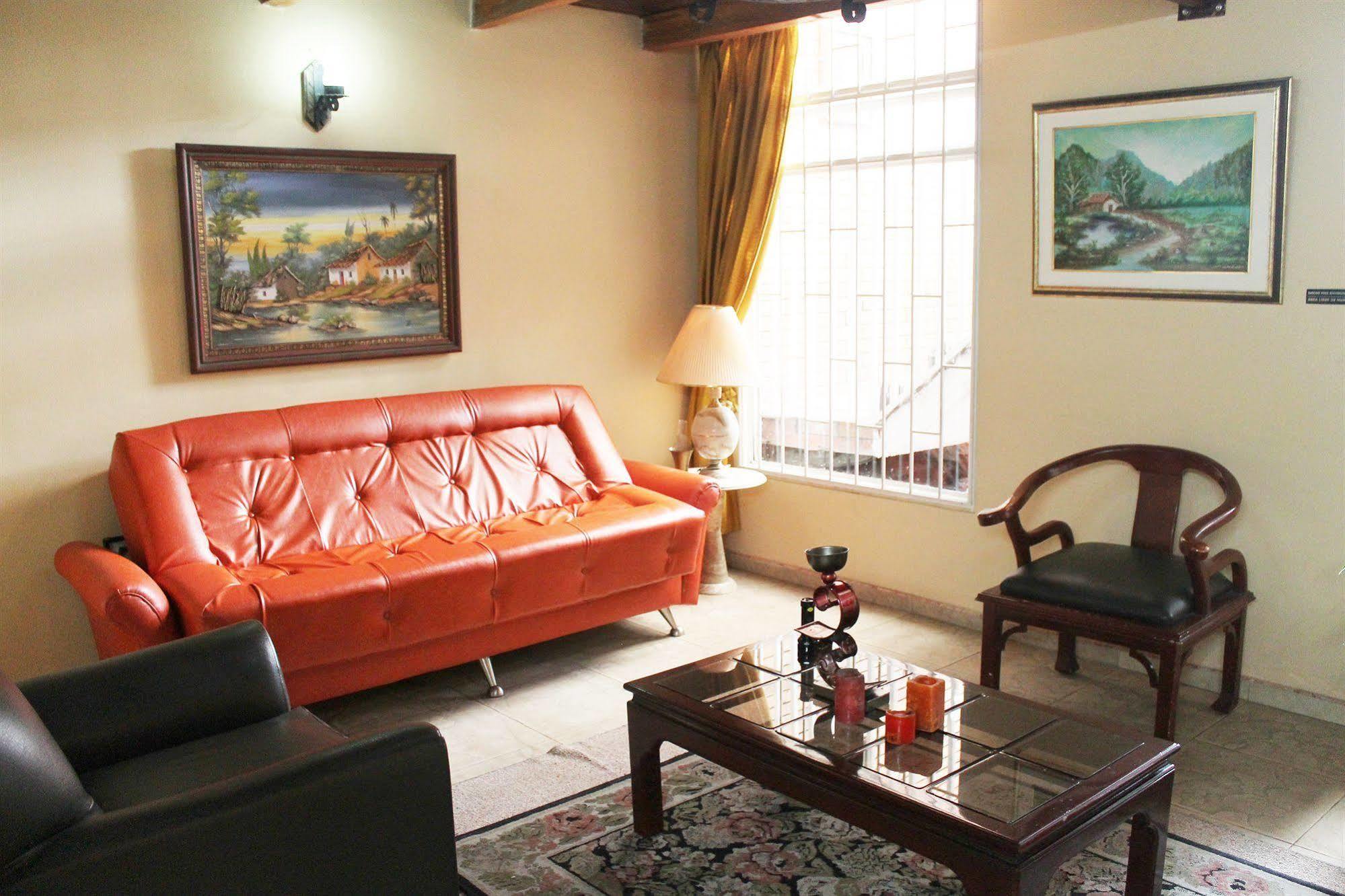 Casa Amelia Hotel 3*