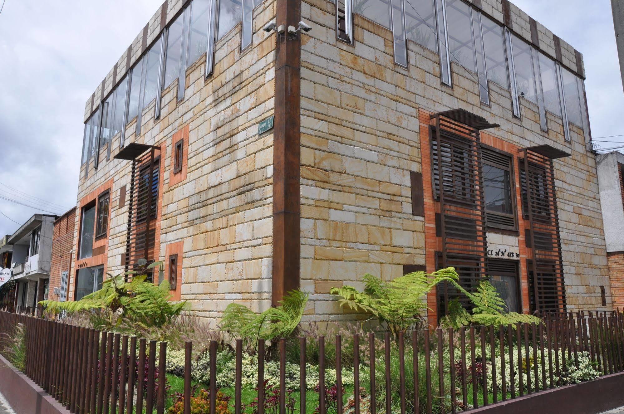 Aw Boutique Hotel 4*