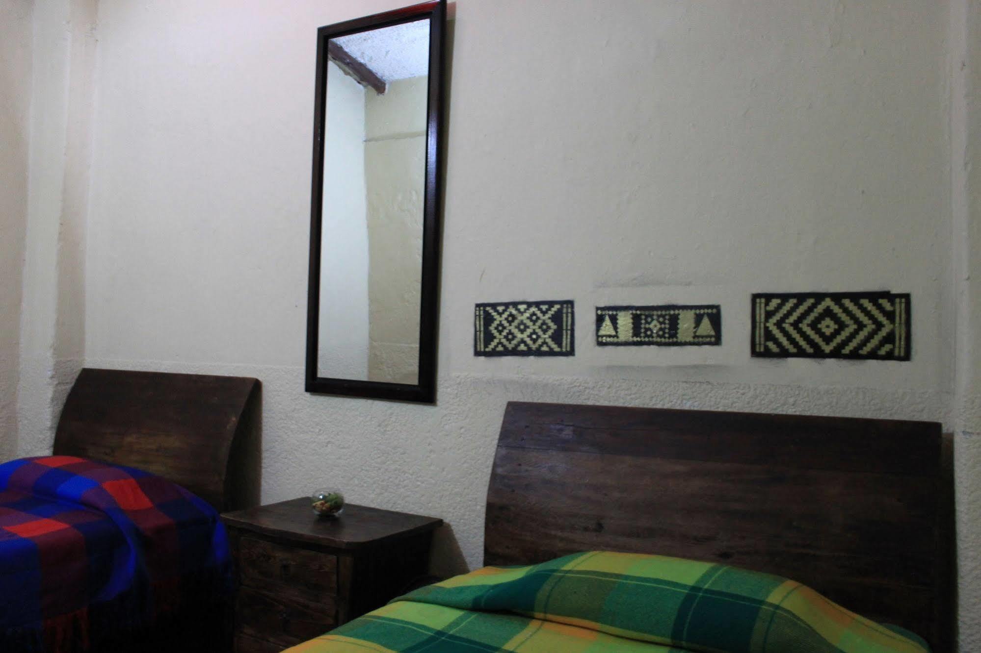 Iku Backpackers *