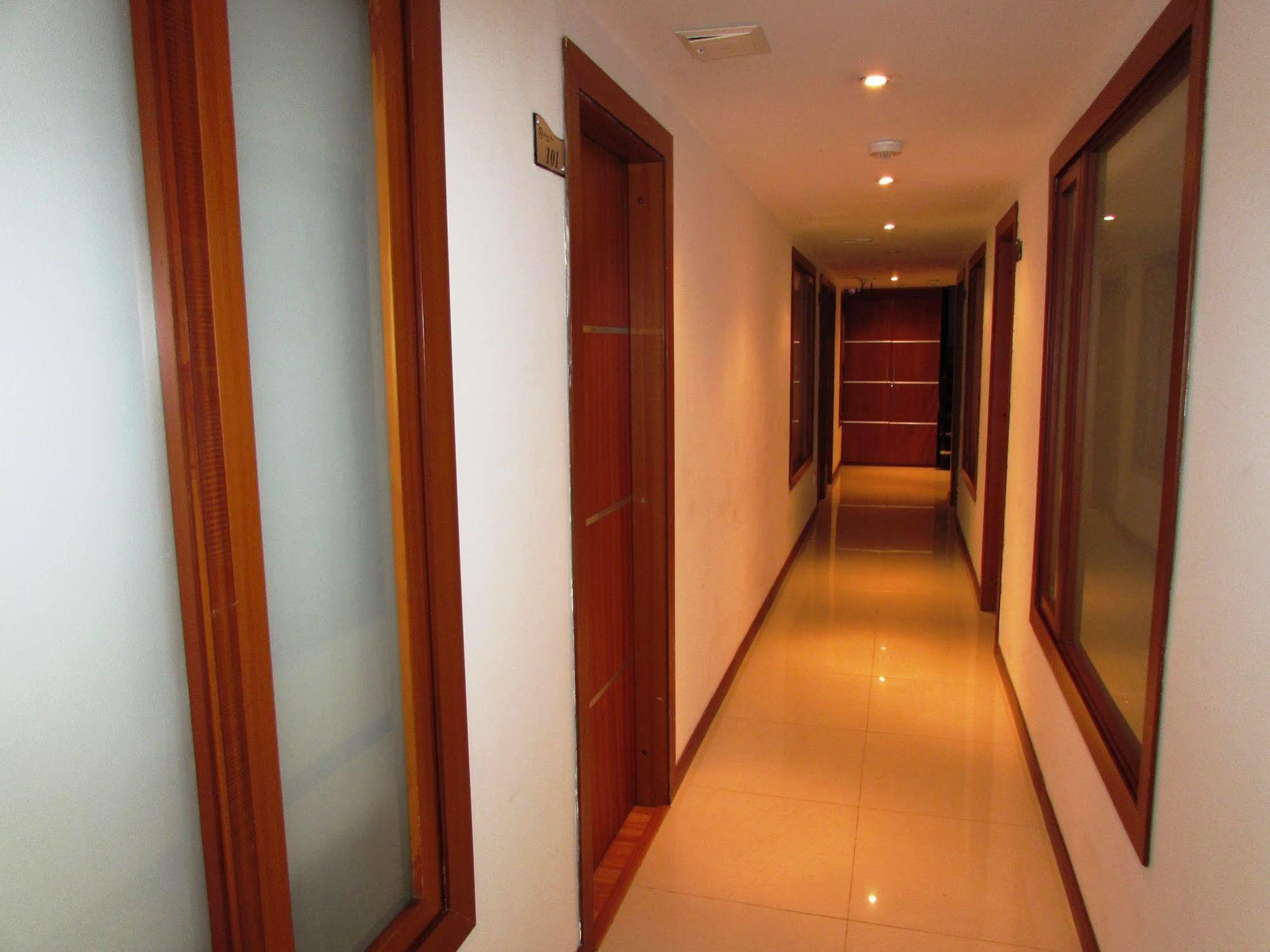 Hotel Business Travel Bc 3*
