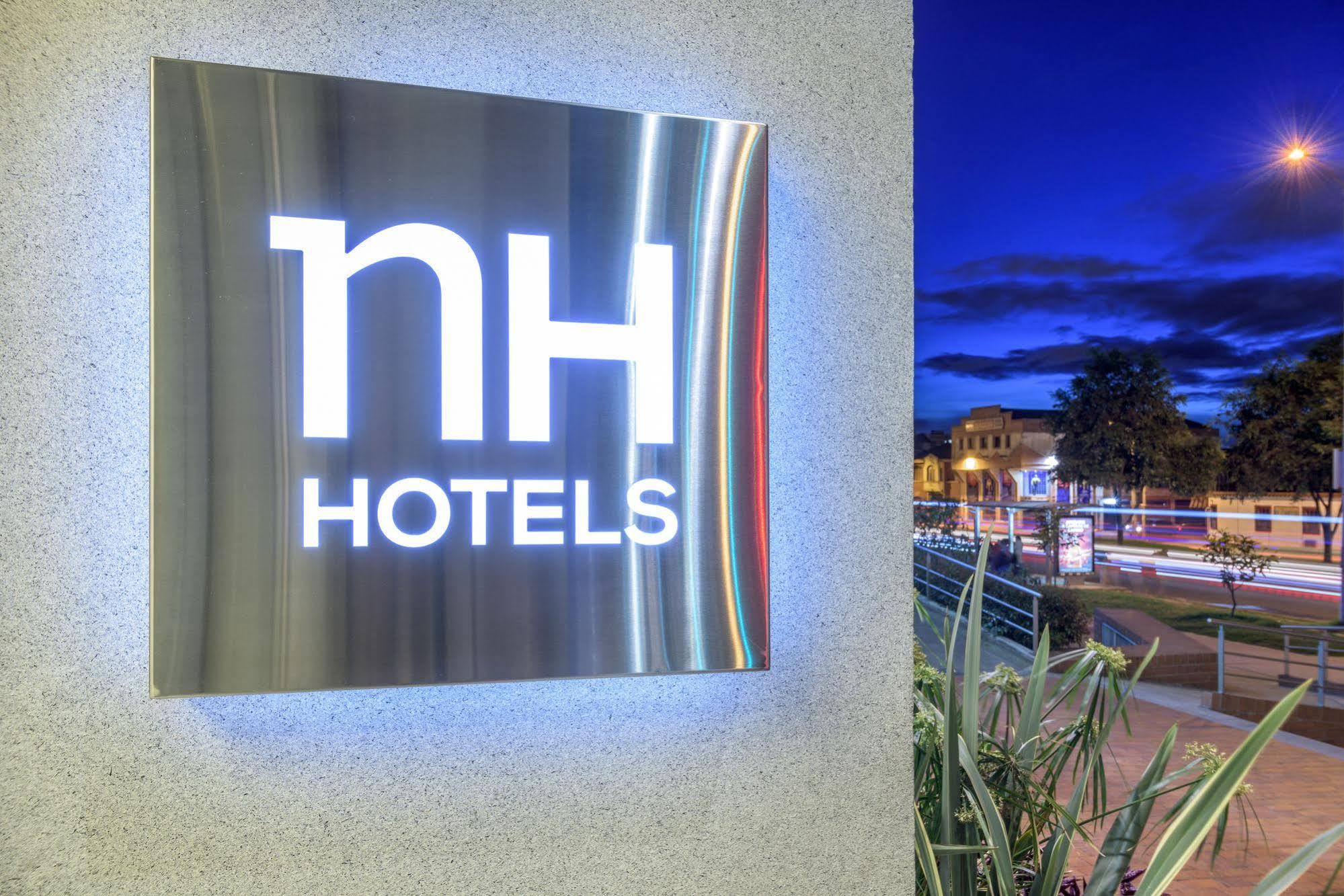 Hotel Nh Urban 26 Royal 4*