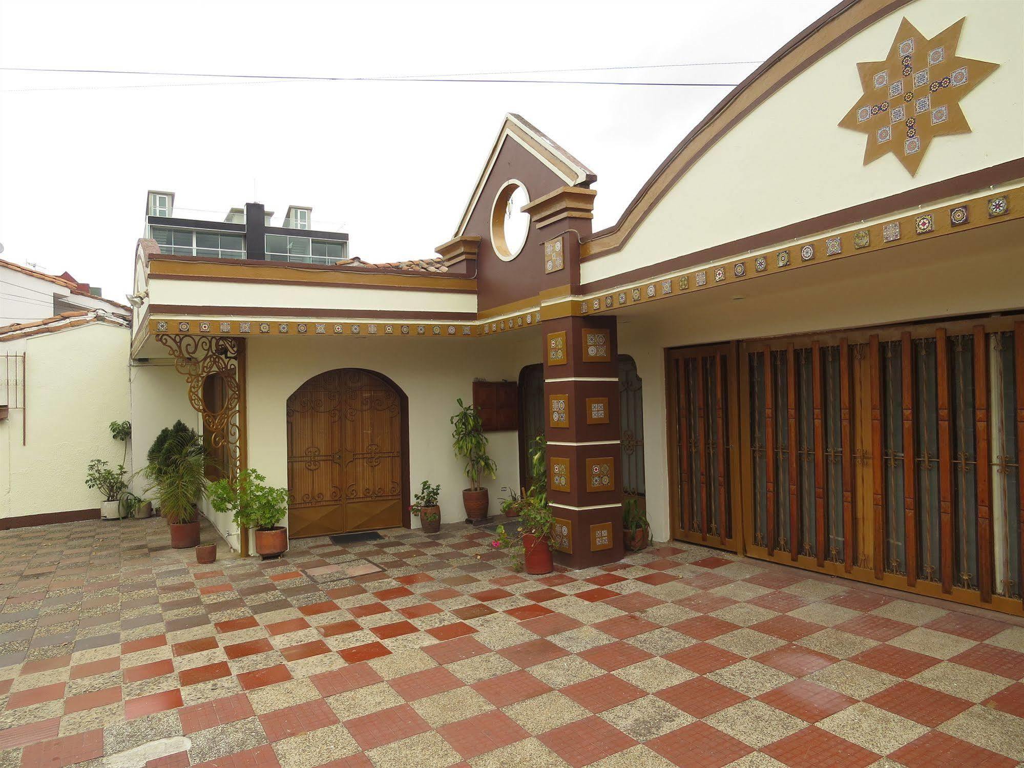Indian Palace Boutique
