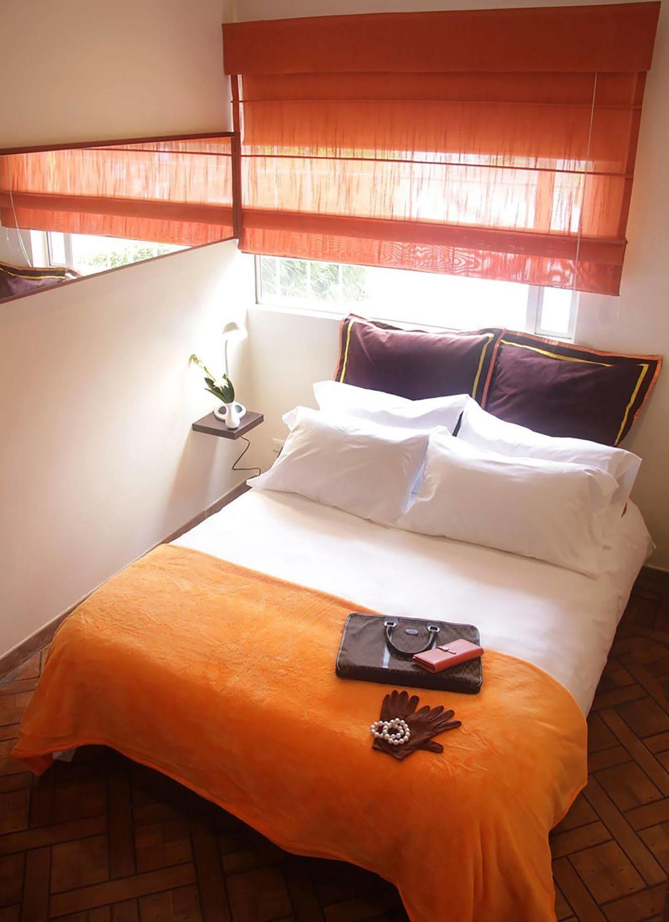 Hotel 6 4*