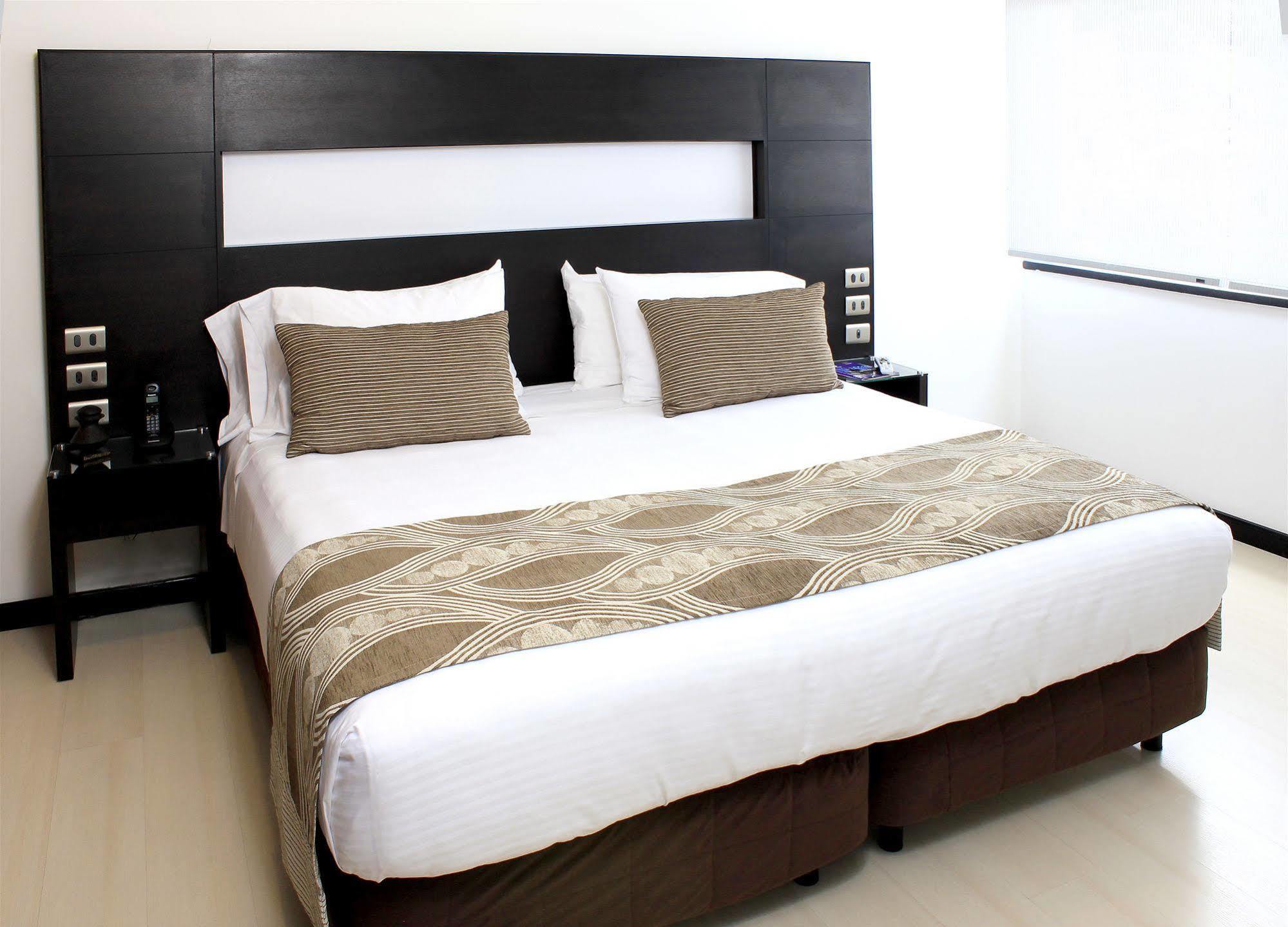 Continental Bluedoors 4*