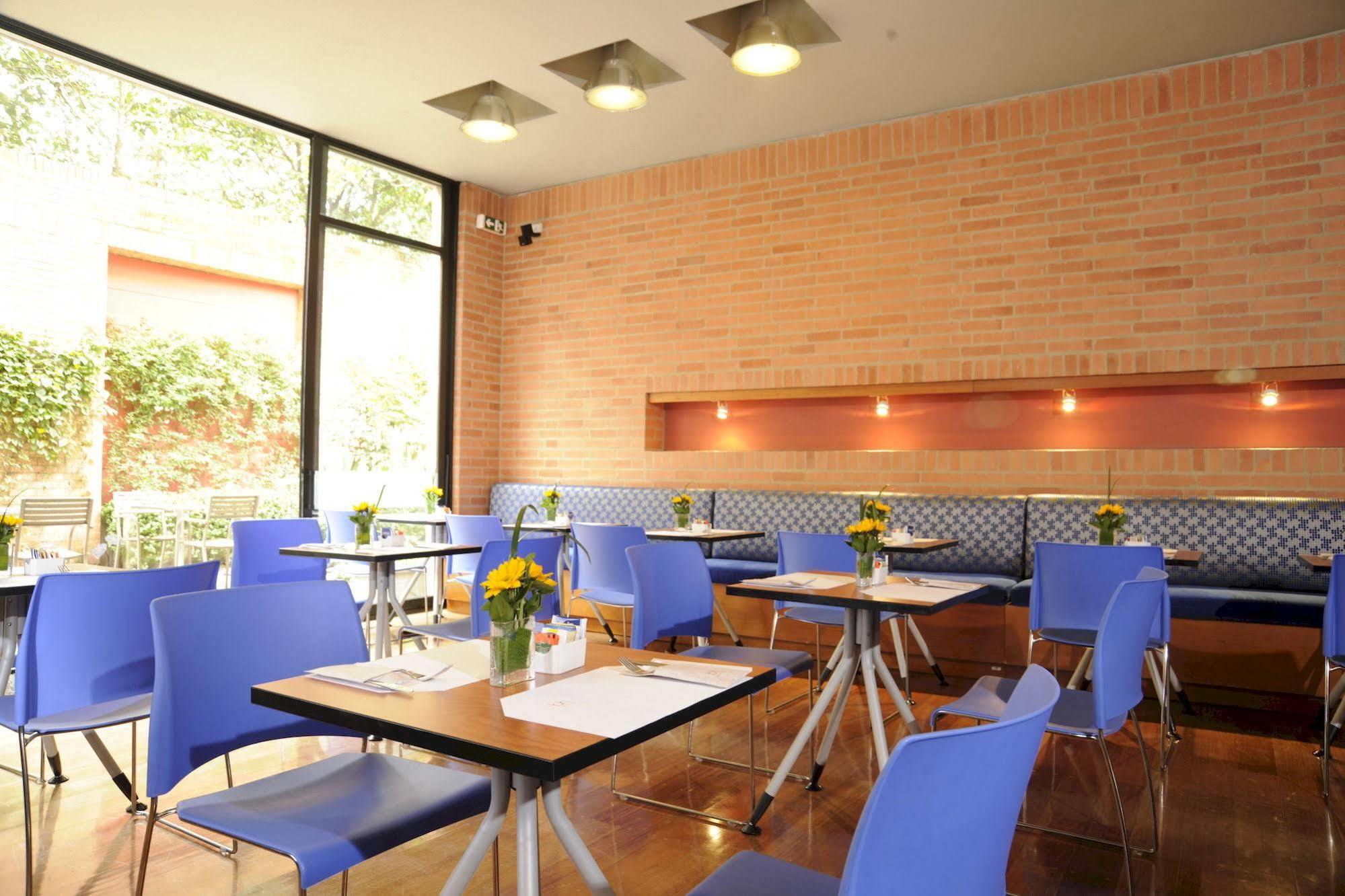 Mercure Bh Retiro Hotel 4*