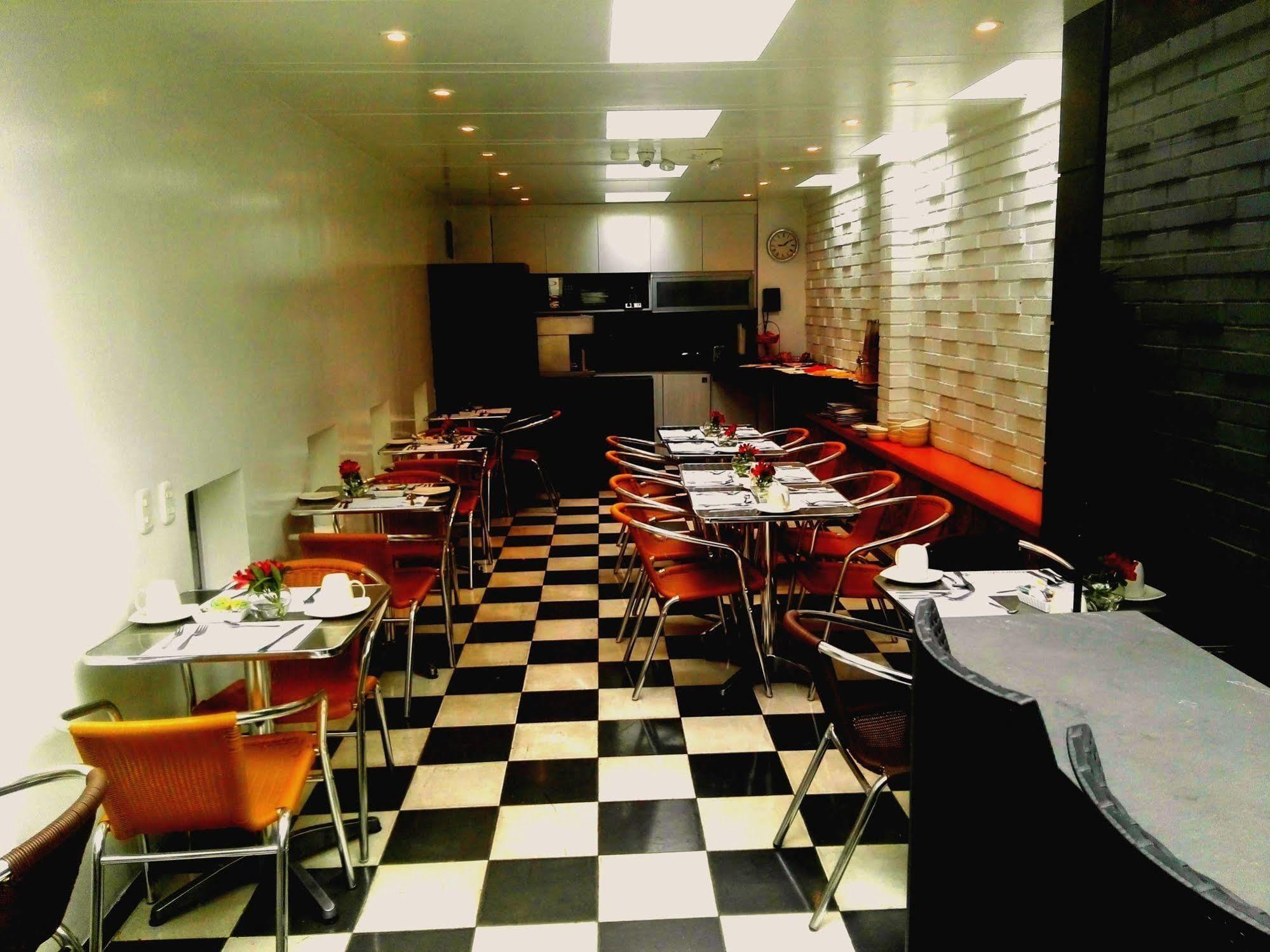 Ayenda Abitare 56 Hotel