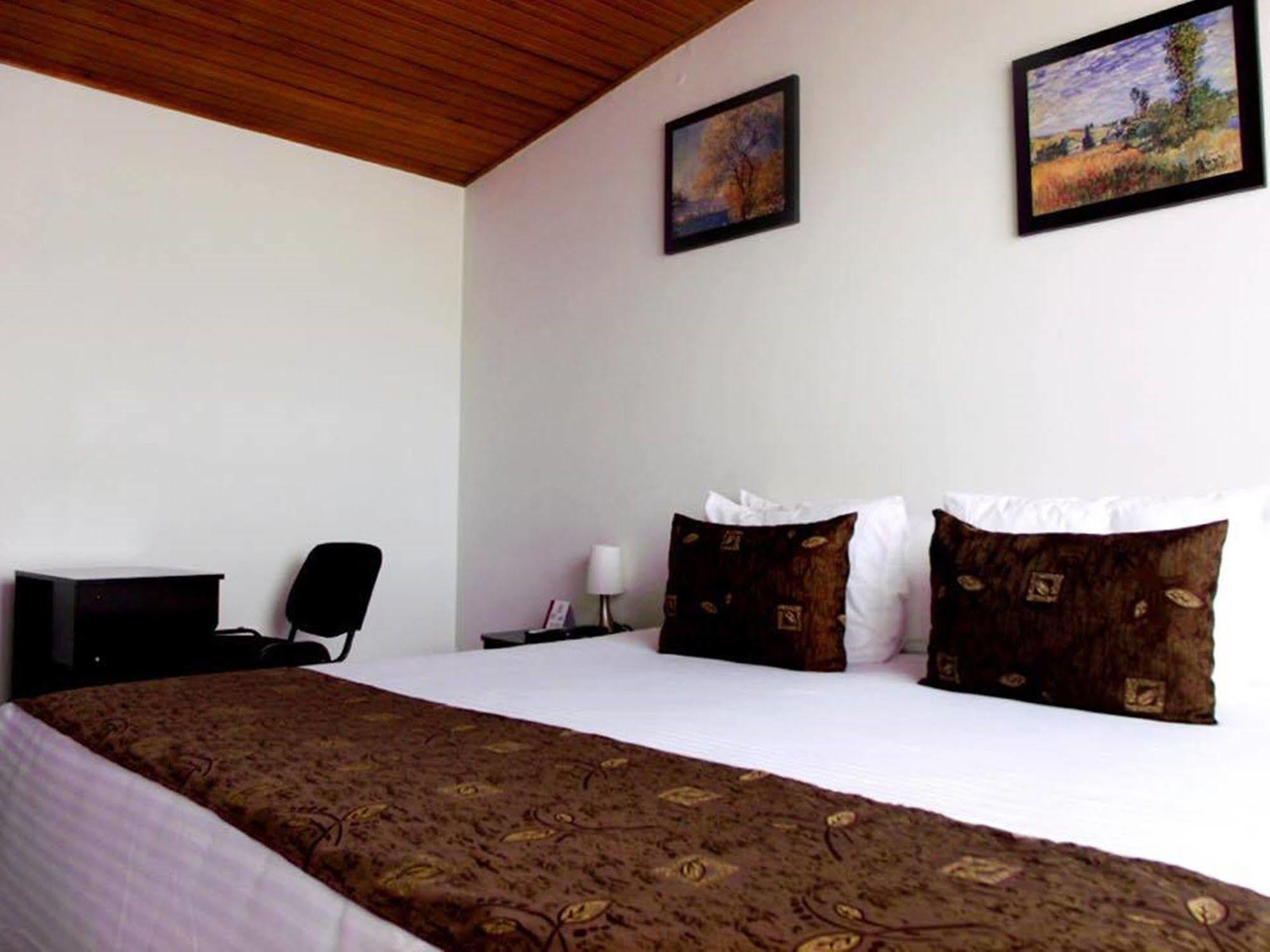 Confort Hotel 3*
