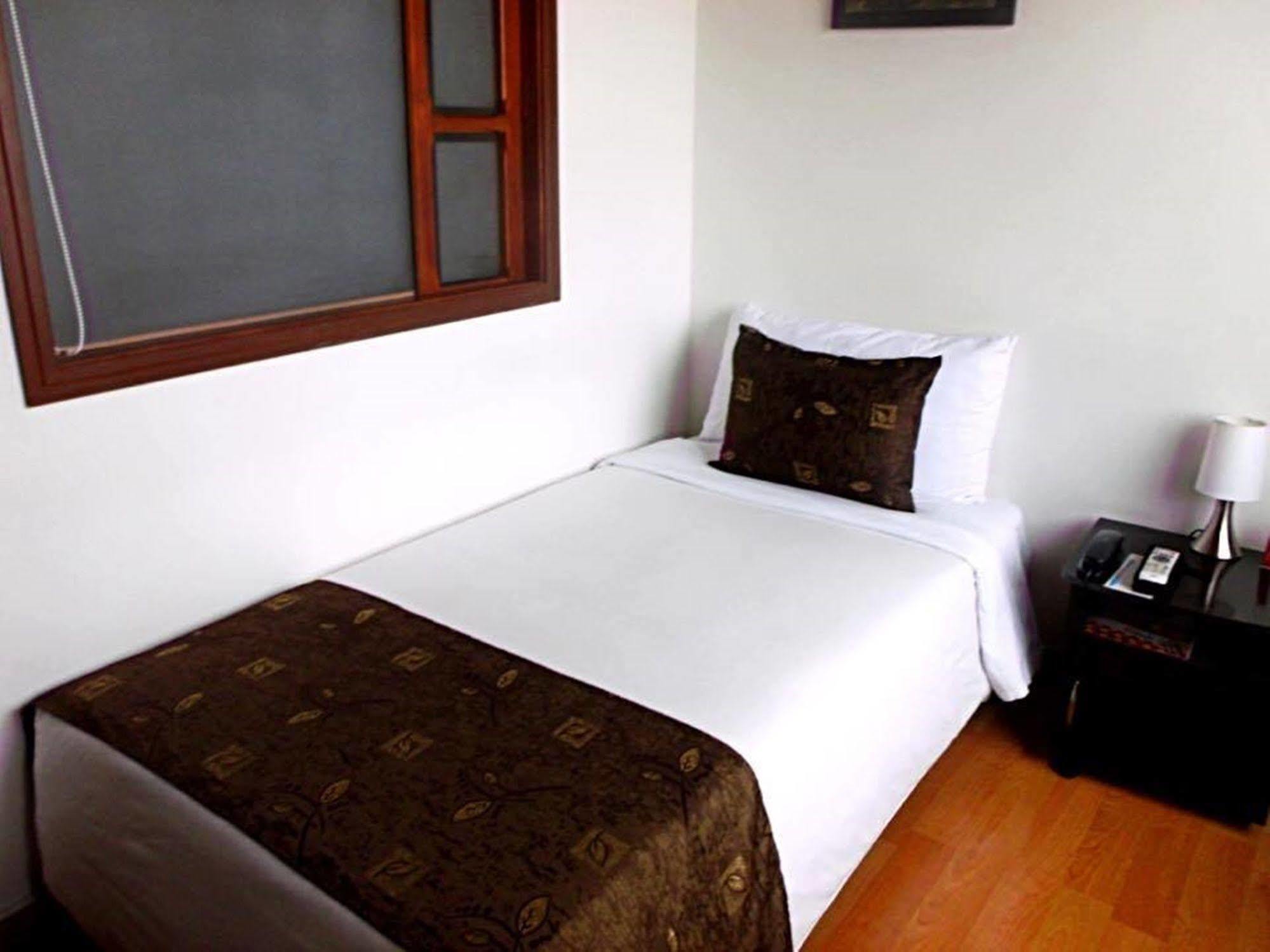 Hotel Confort 3*