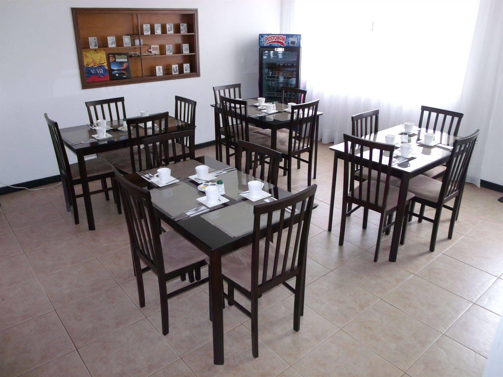 Hotel Confort 3*