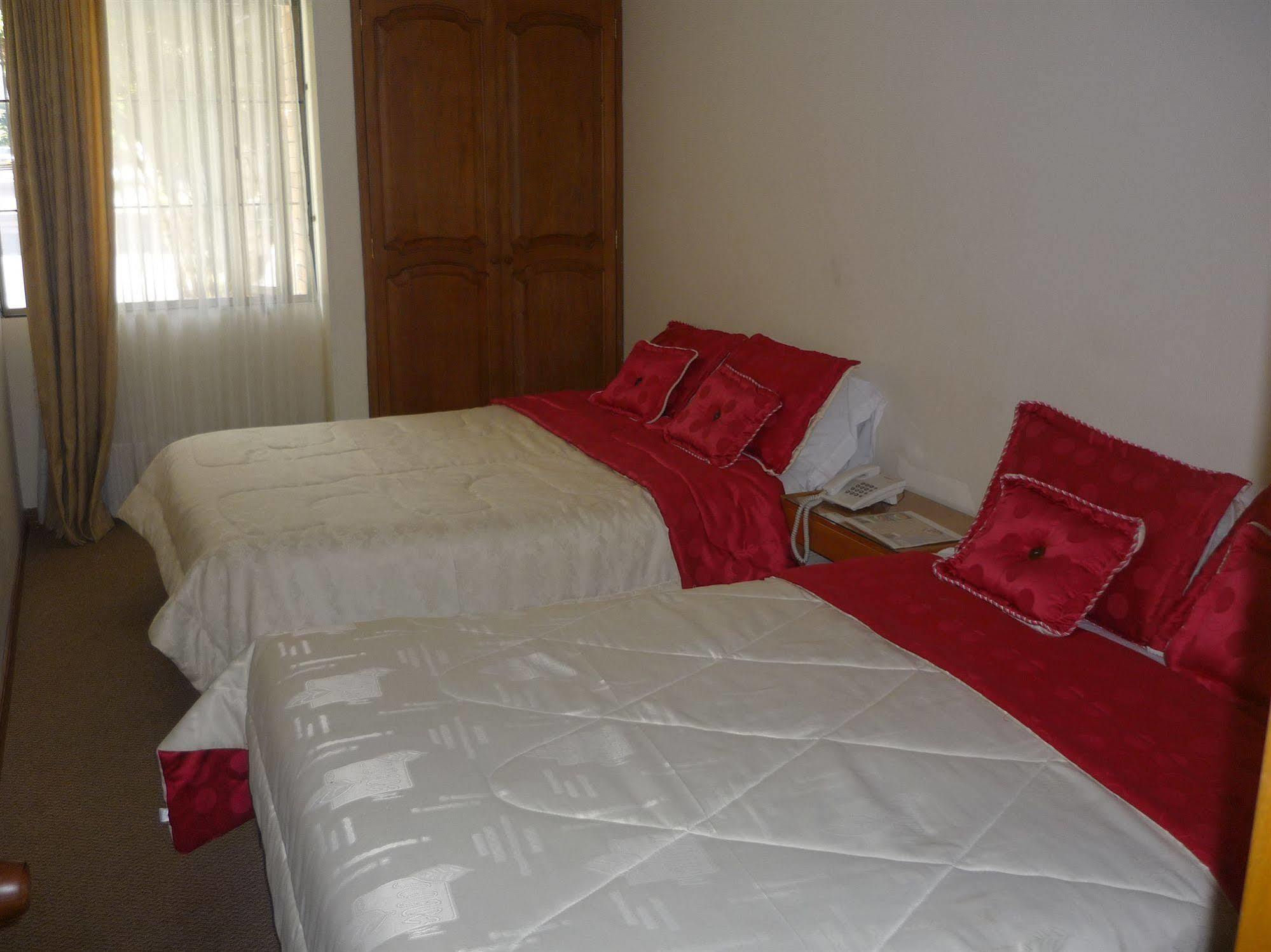 Casa La Riviera Hotel