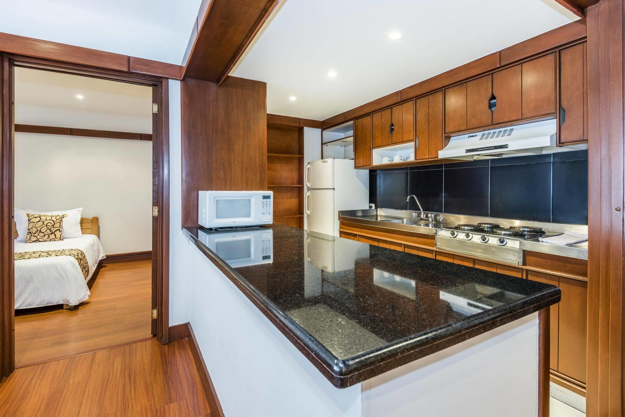 Travelers Y Condominioplenitud Hotel 3*