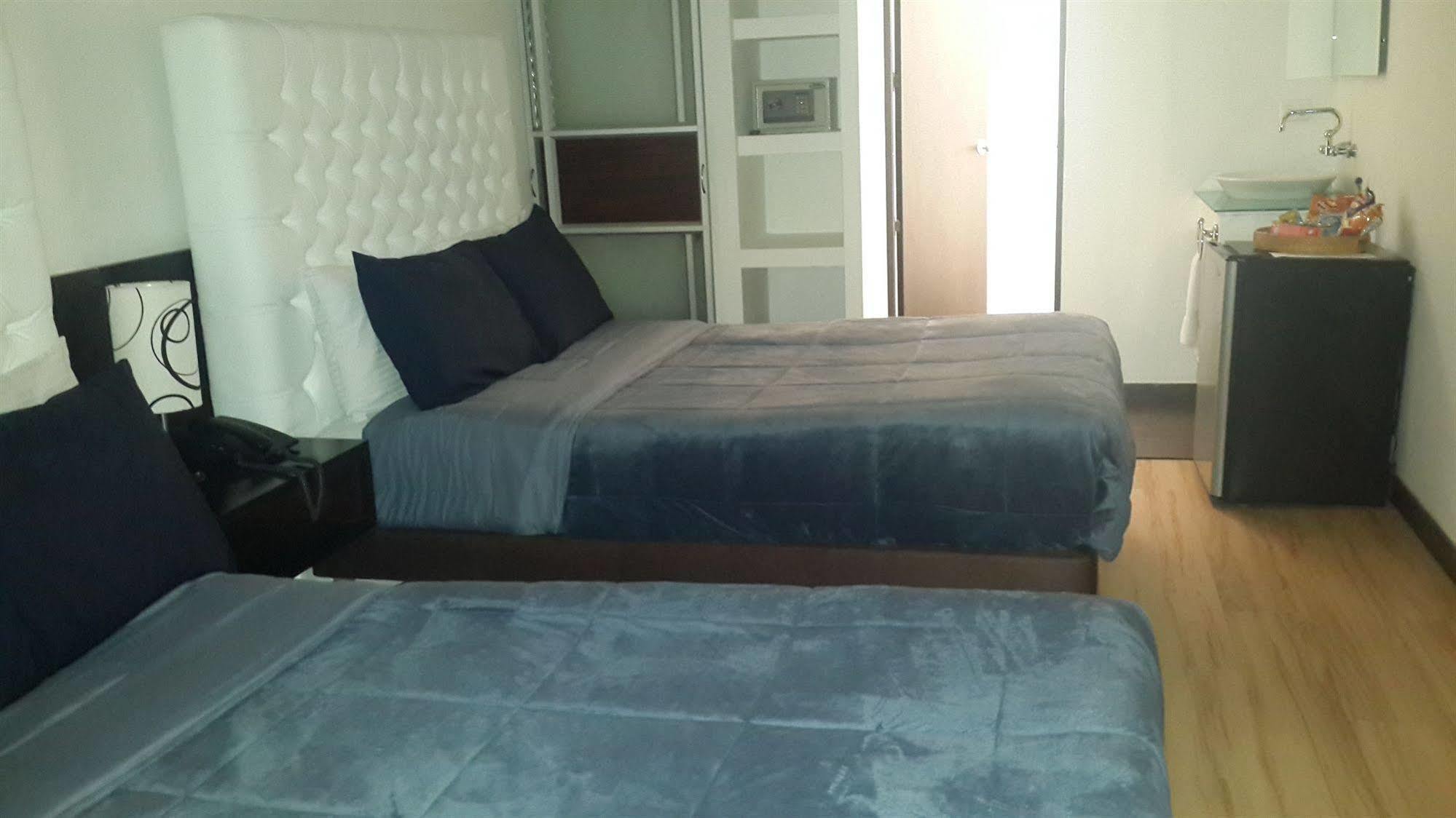 Hotel Casa Lozada 3*