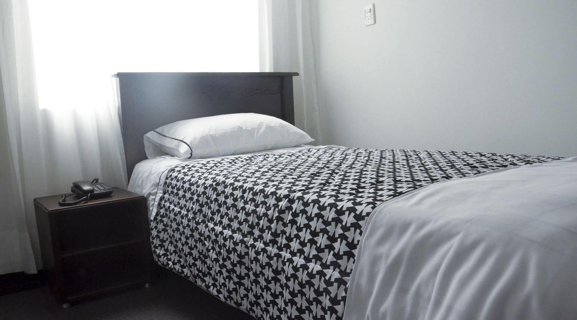 Rivera Deluxe 3* Bogotá