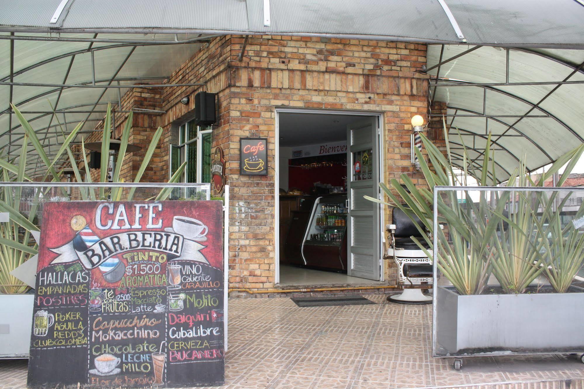 Dalons Colonial Hotel