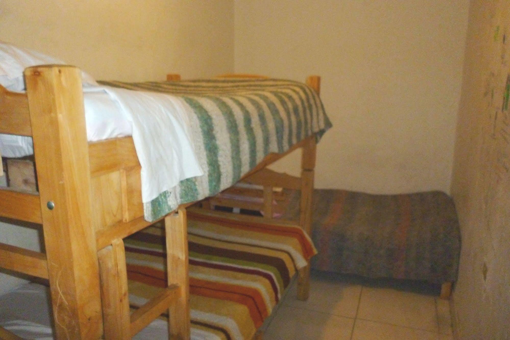 Hostal Chorro De Quevedo