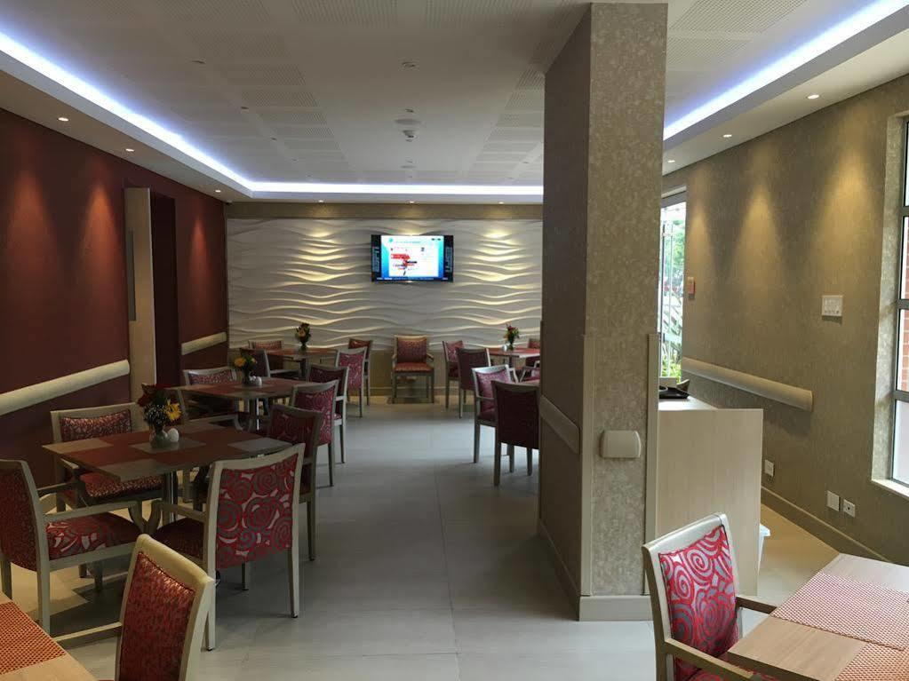 Apartahotel Plaza 4*
