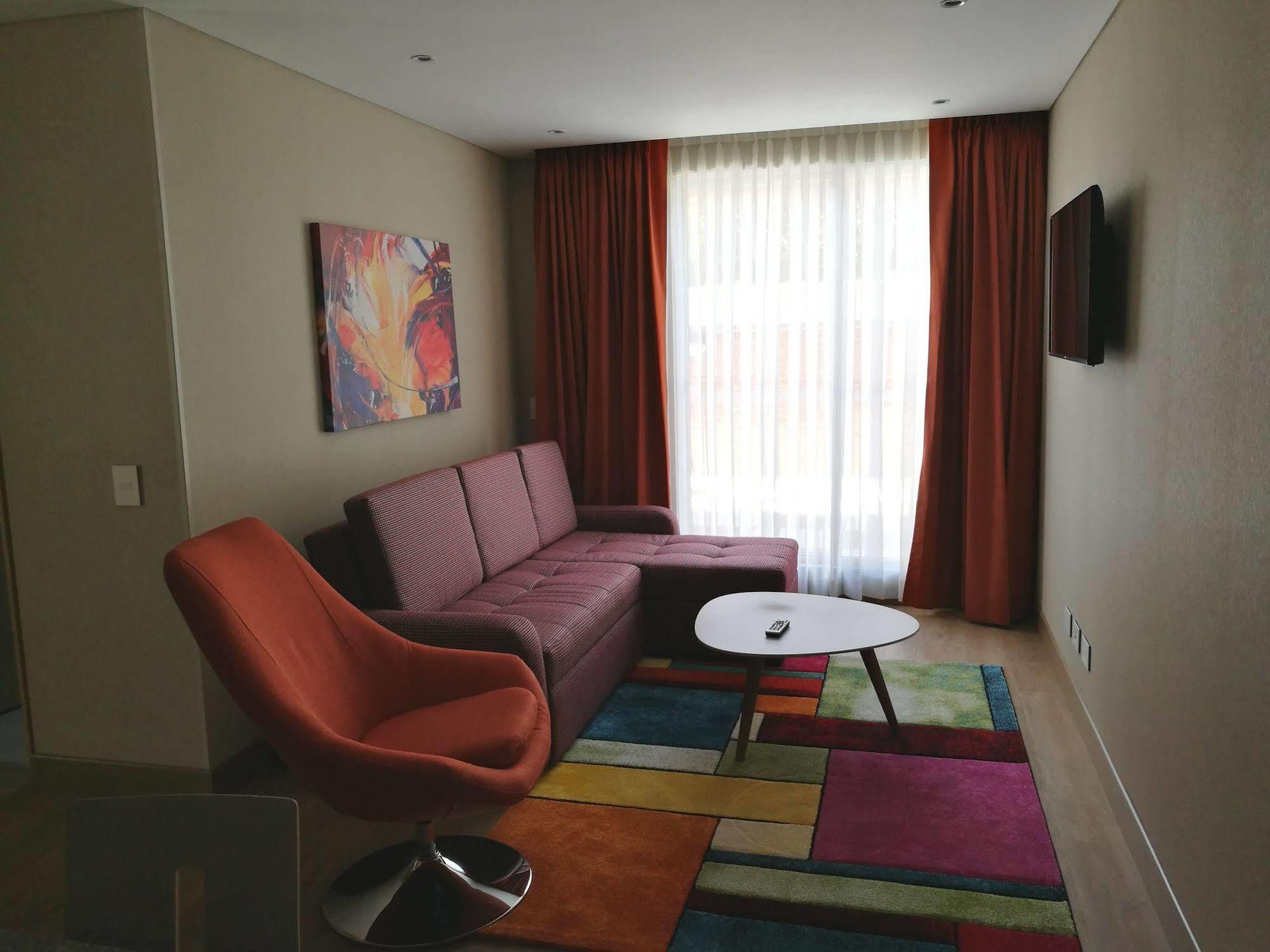 Apartahotel Plaza