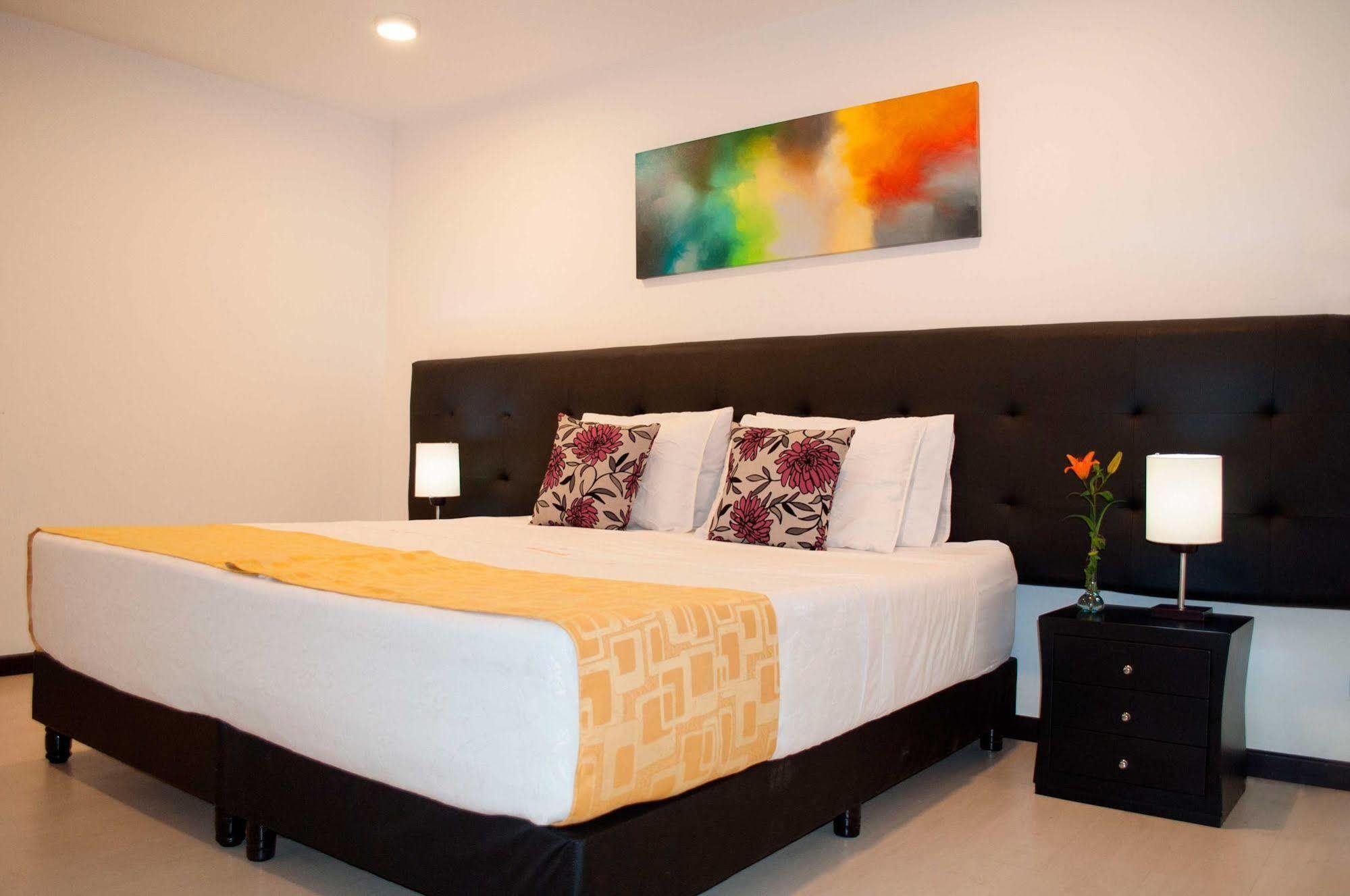 Hotel Ferias Park
