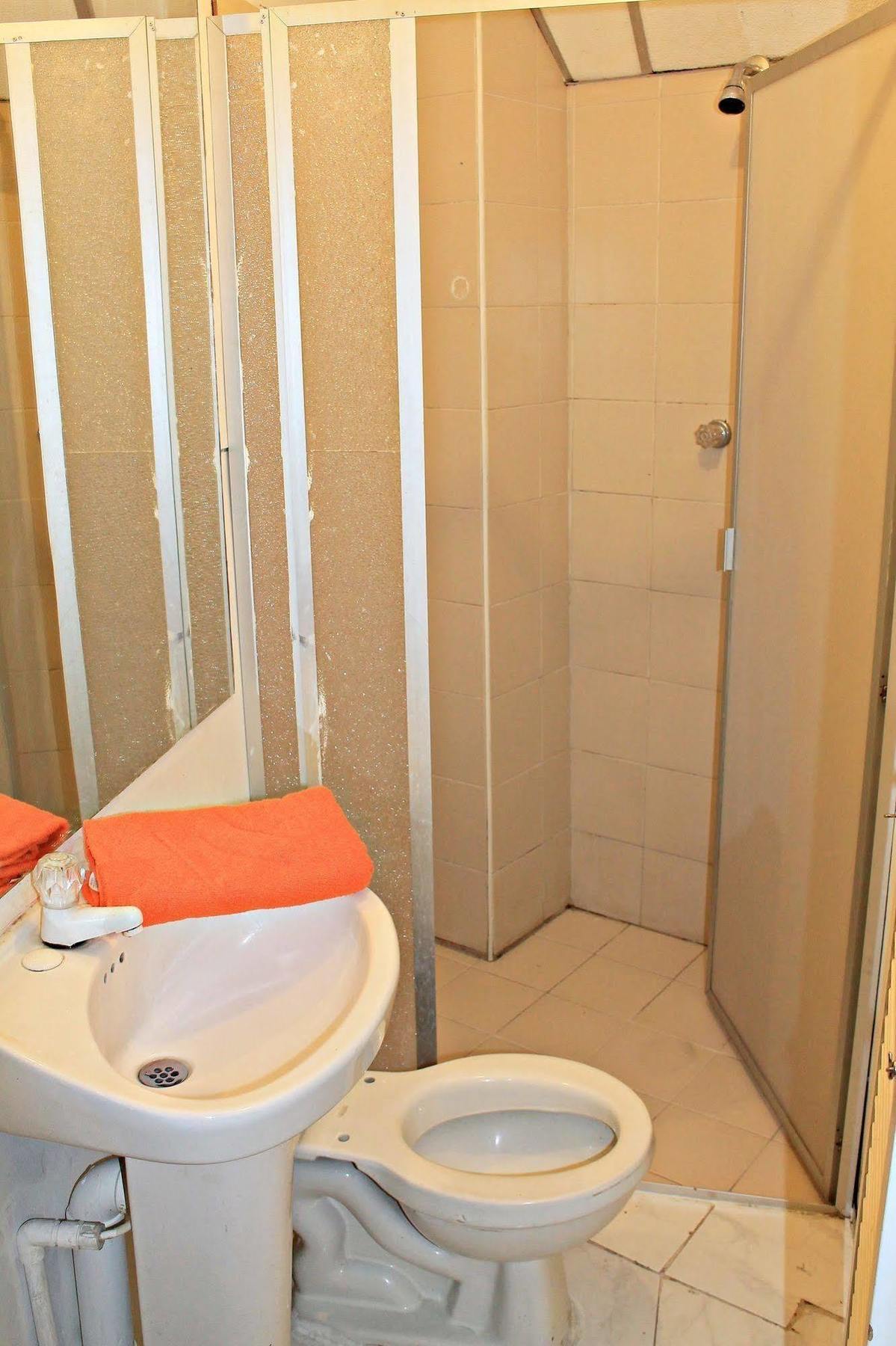 Hostel Mi Casa Blanca 2*