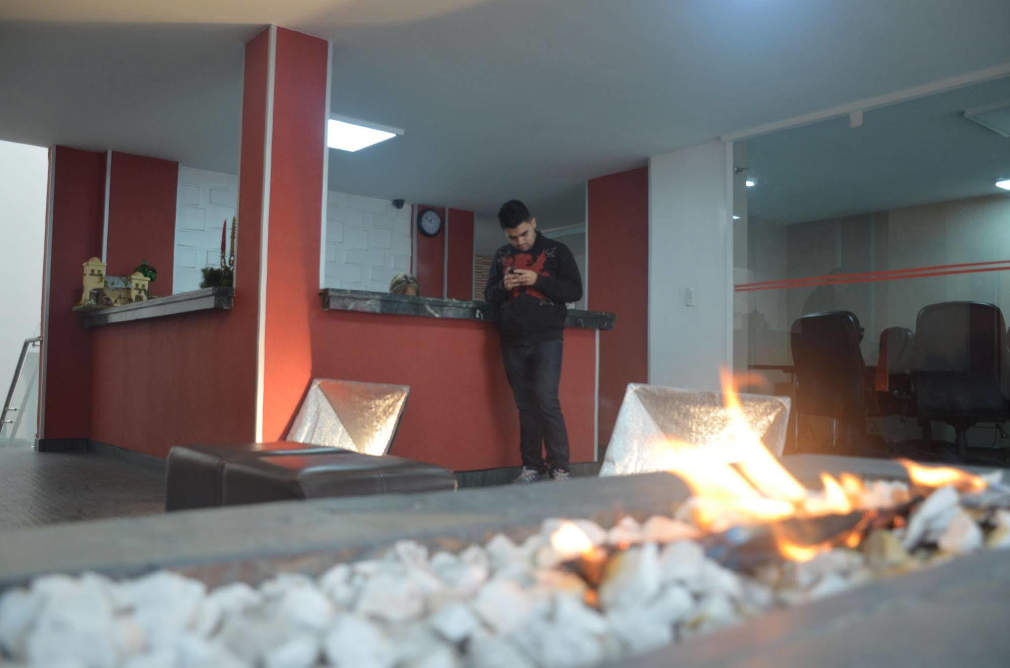 Hotel Bestmark Platino En Chapinero