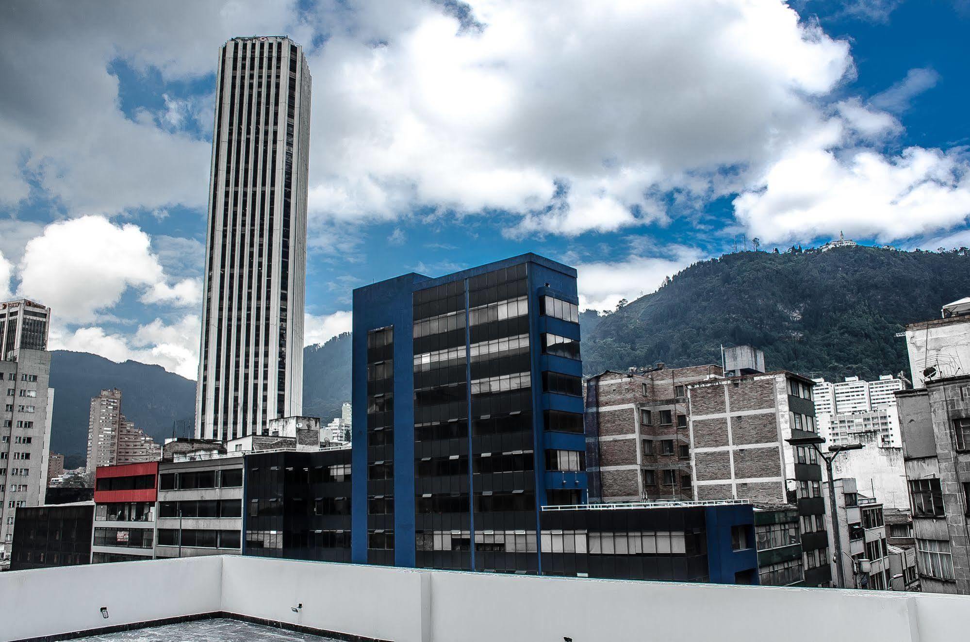 Hotel Ayenda 1077 Hills 2*