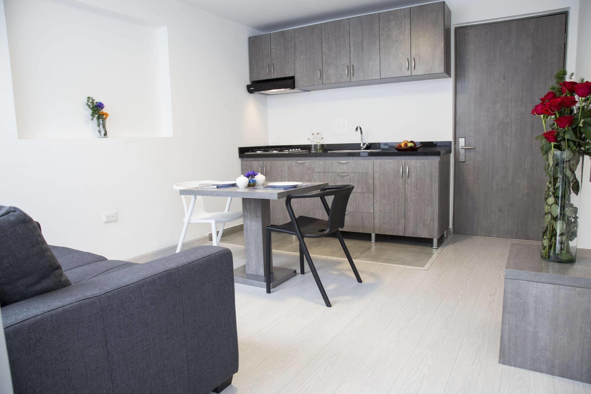 Hotel Agora 3*