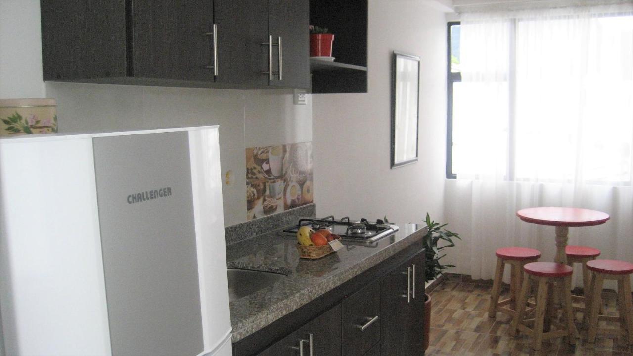 Kalos Meraki Apartasuites Apartahotel 3*