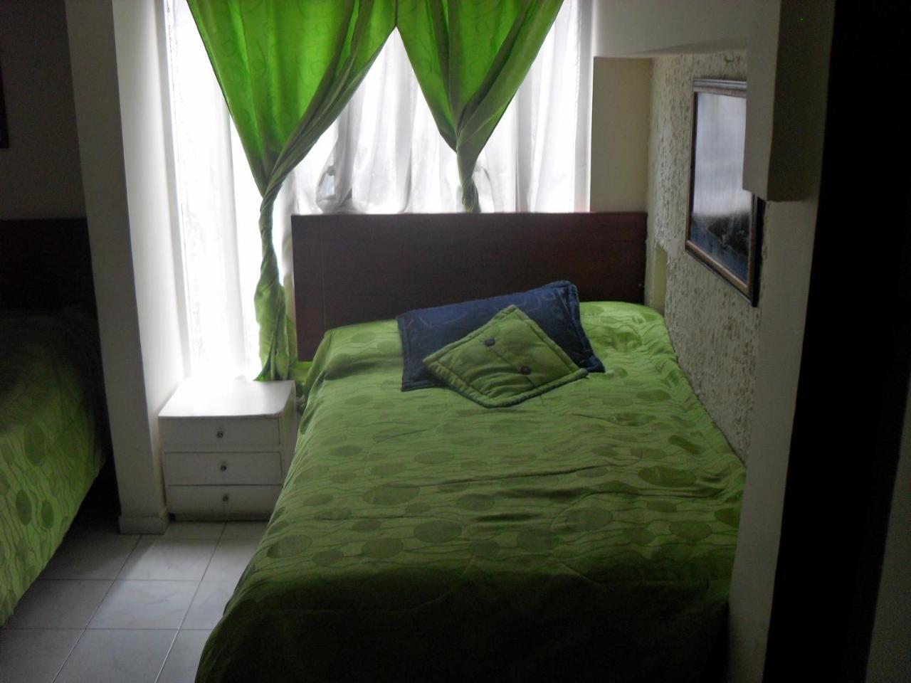 Colonial *